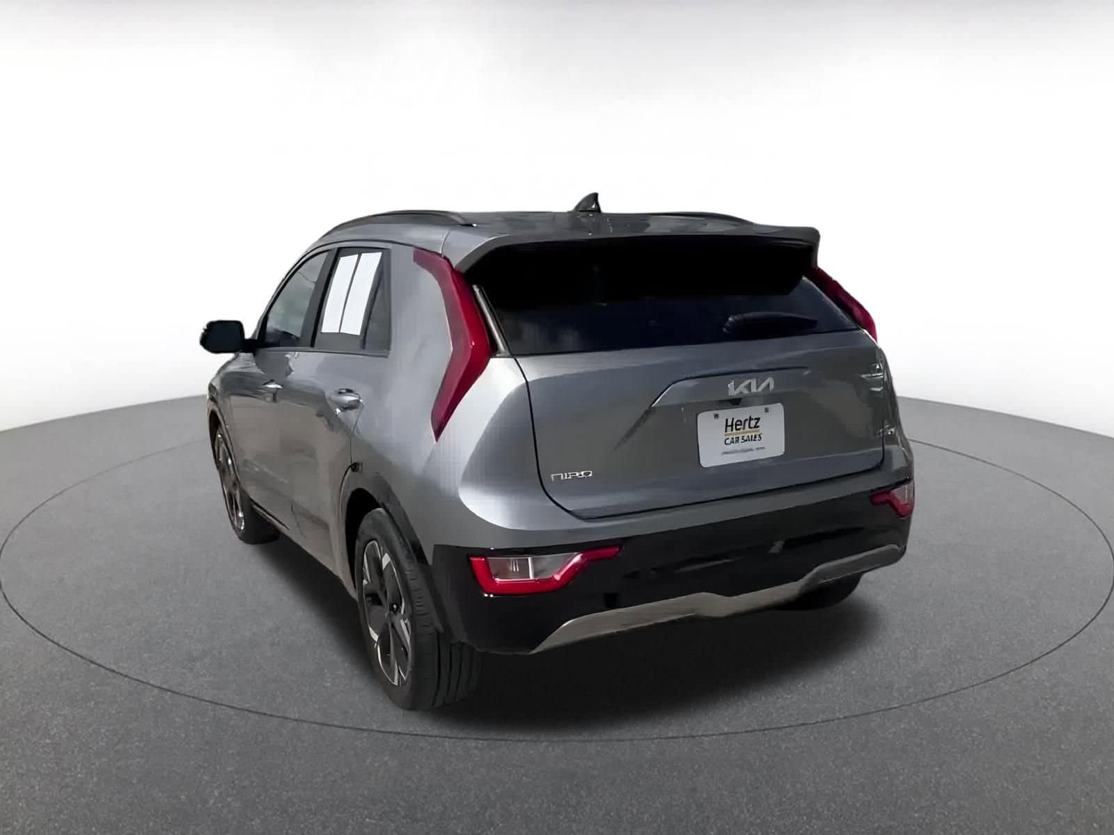 Thumbnail: 2023 Kia Niro - 11