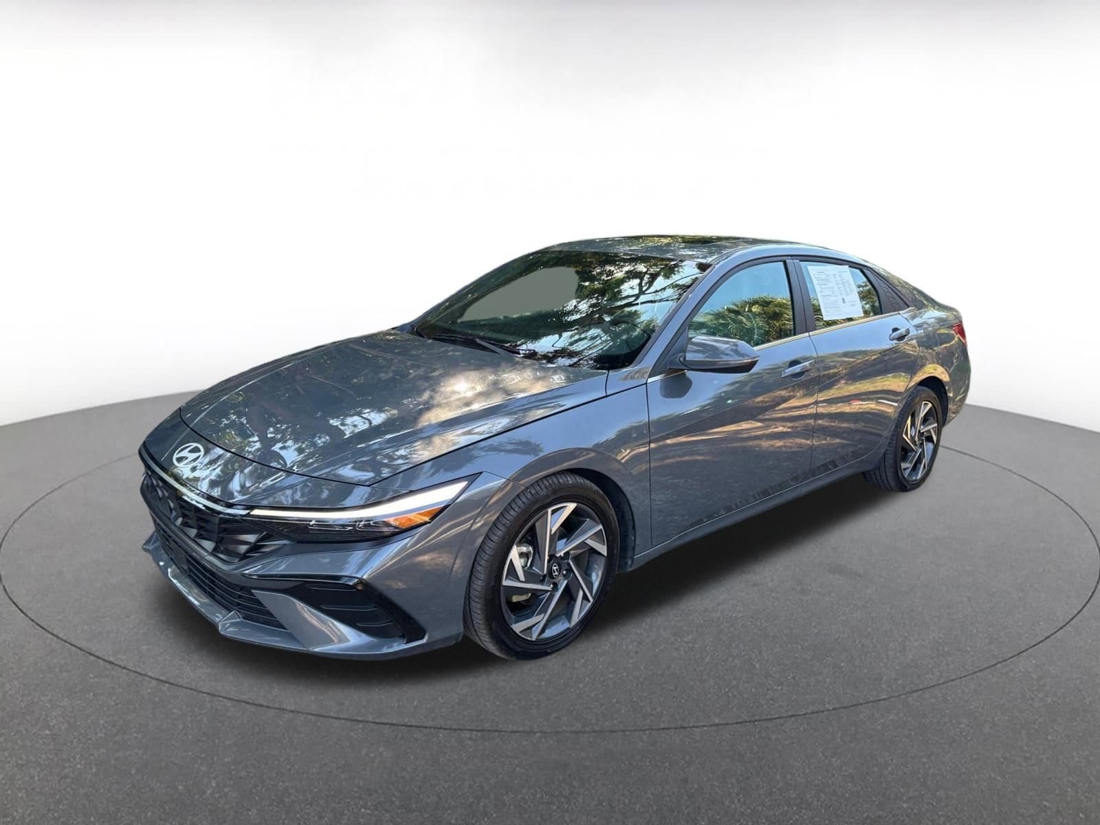 Thumbnail: 2025 Hyundai Elantra - 4