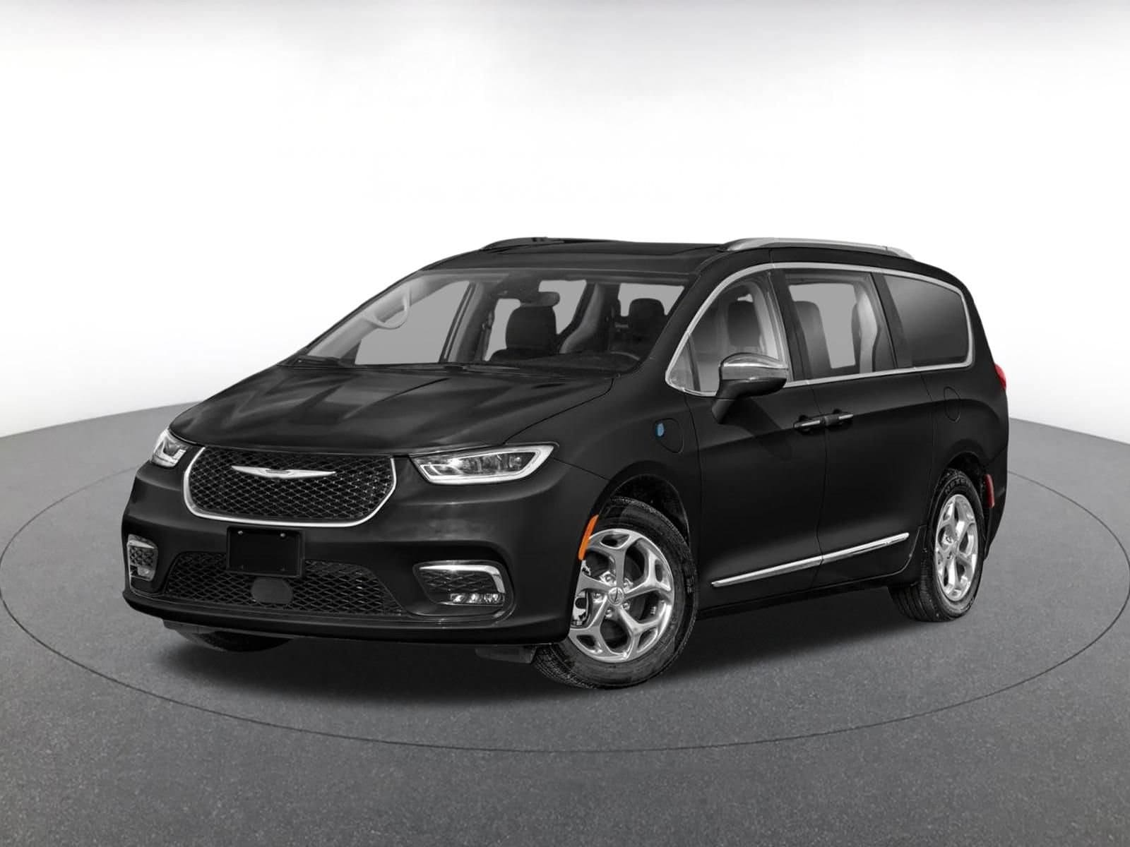 Thumbnail: 2023 Chrysler Pacifica - 3
