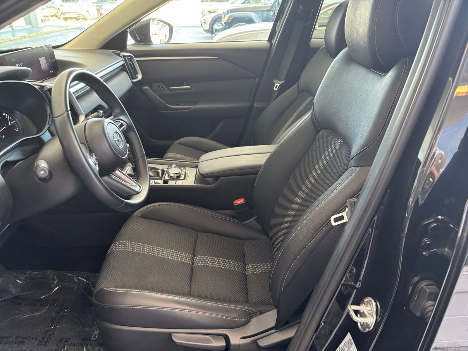 Thumbnail: 2025 Mazda CX-50 - 27