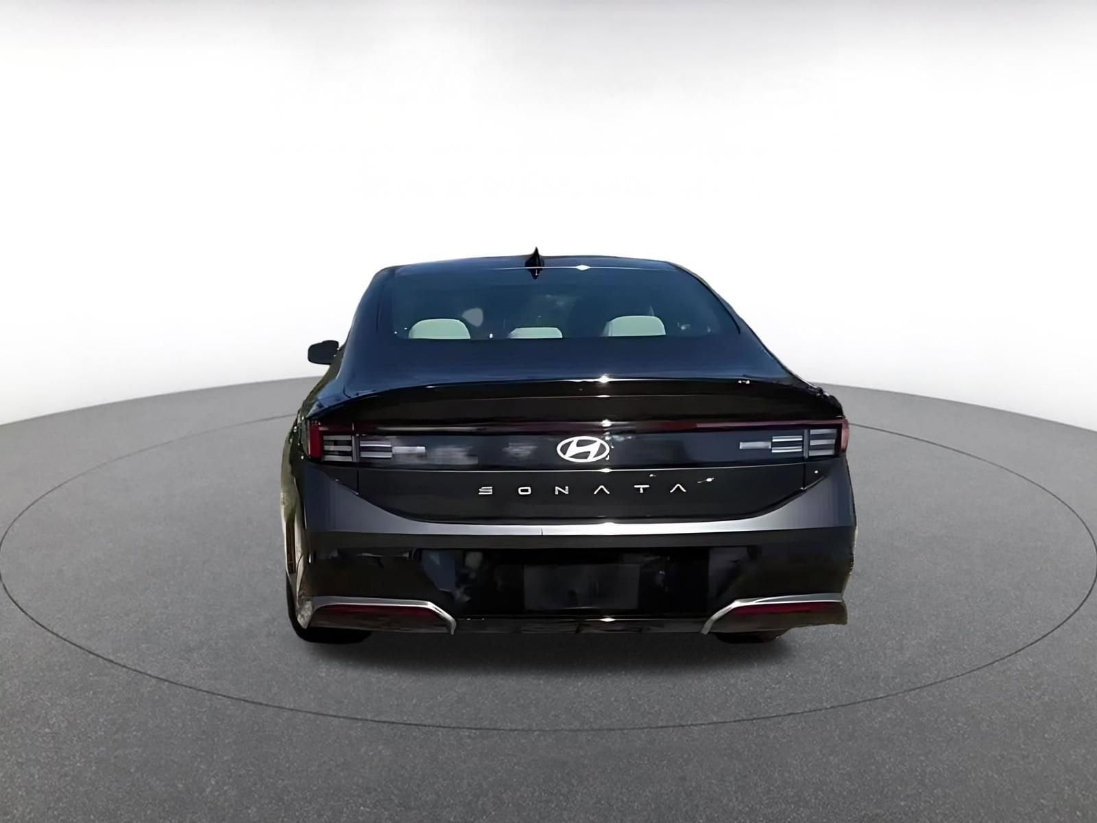 Thumbnail: 2025 Hyundai Sonata - 4