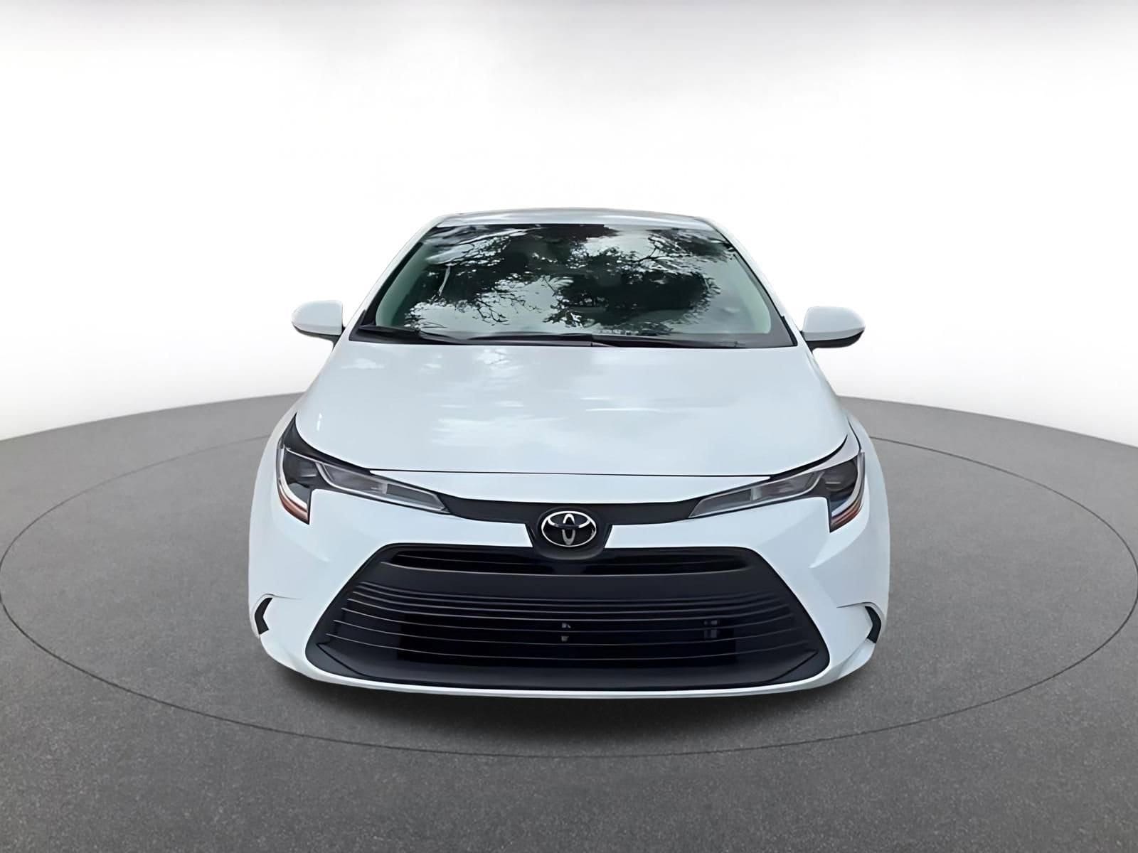 Thumbnail: 2025 Toyota Corolla - 3
