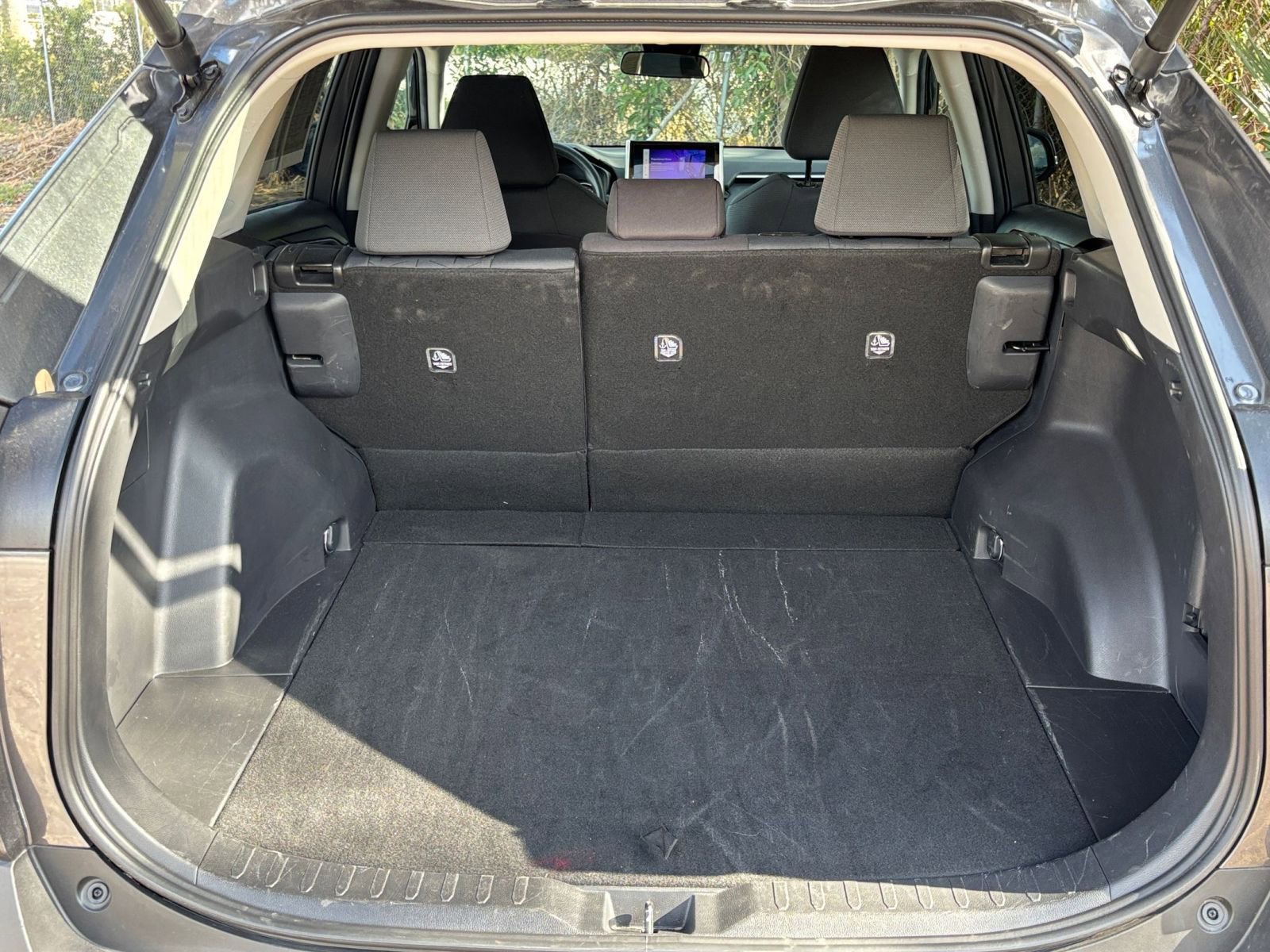 Thumbnail: 2025 Toyota RAV4 - 34