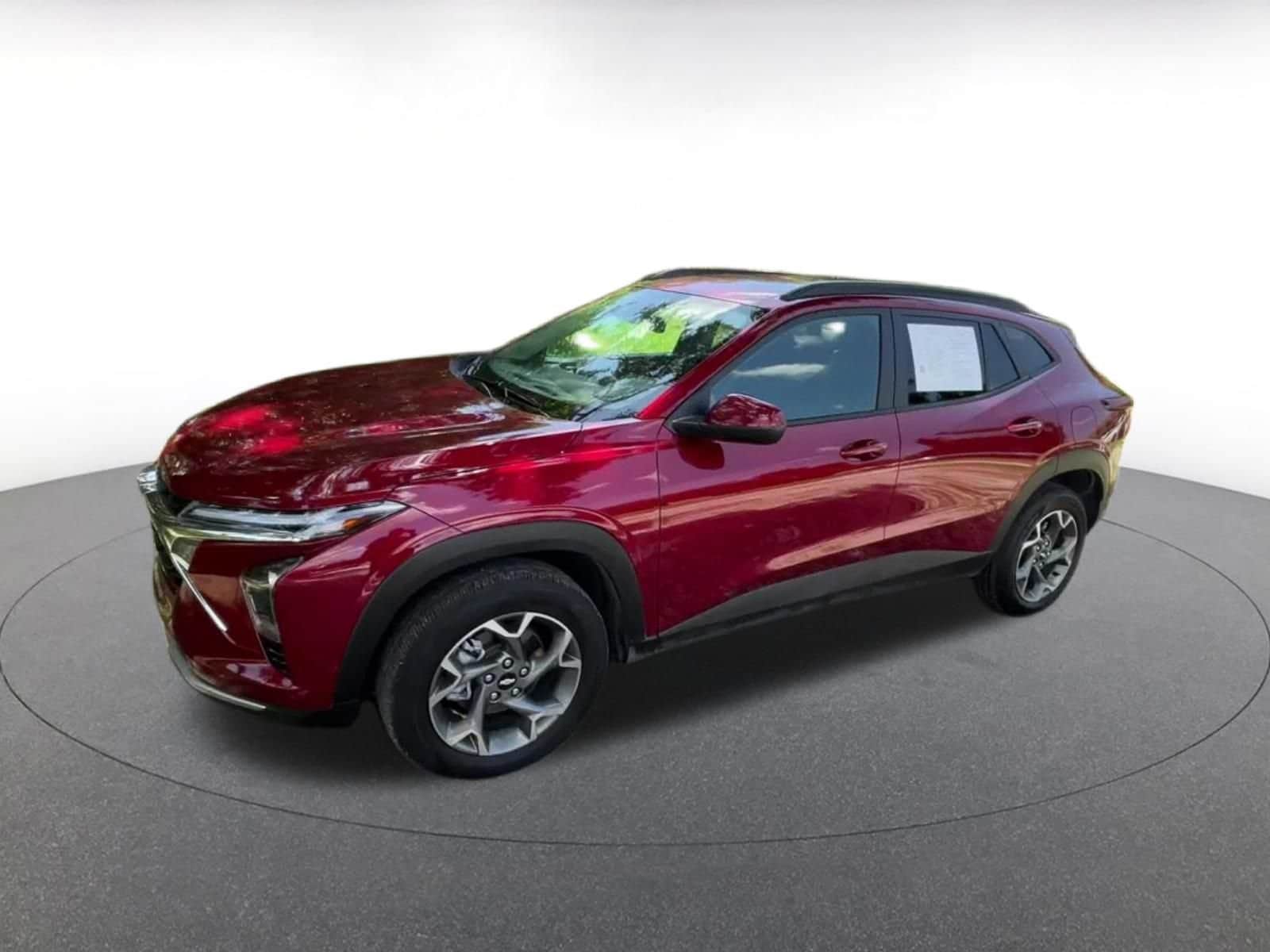 Thumbnail: 2025 Chevrolet Trax - 8