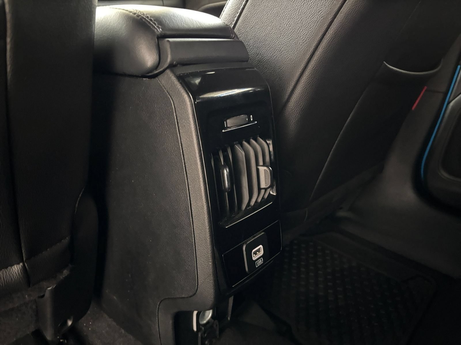 Thumbnail: 2025 Jeep Compass - 23