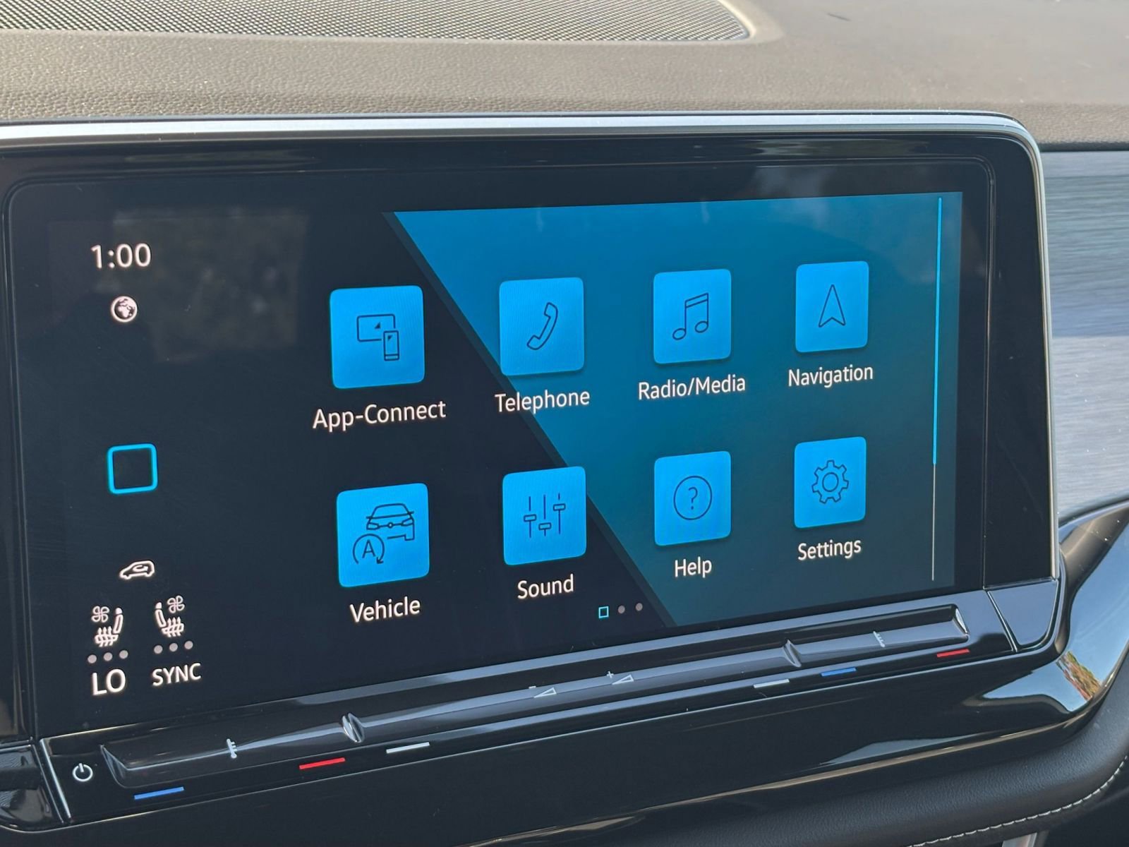 Thumbnail: 2025 Volkswagen Atlas - 21