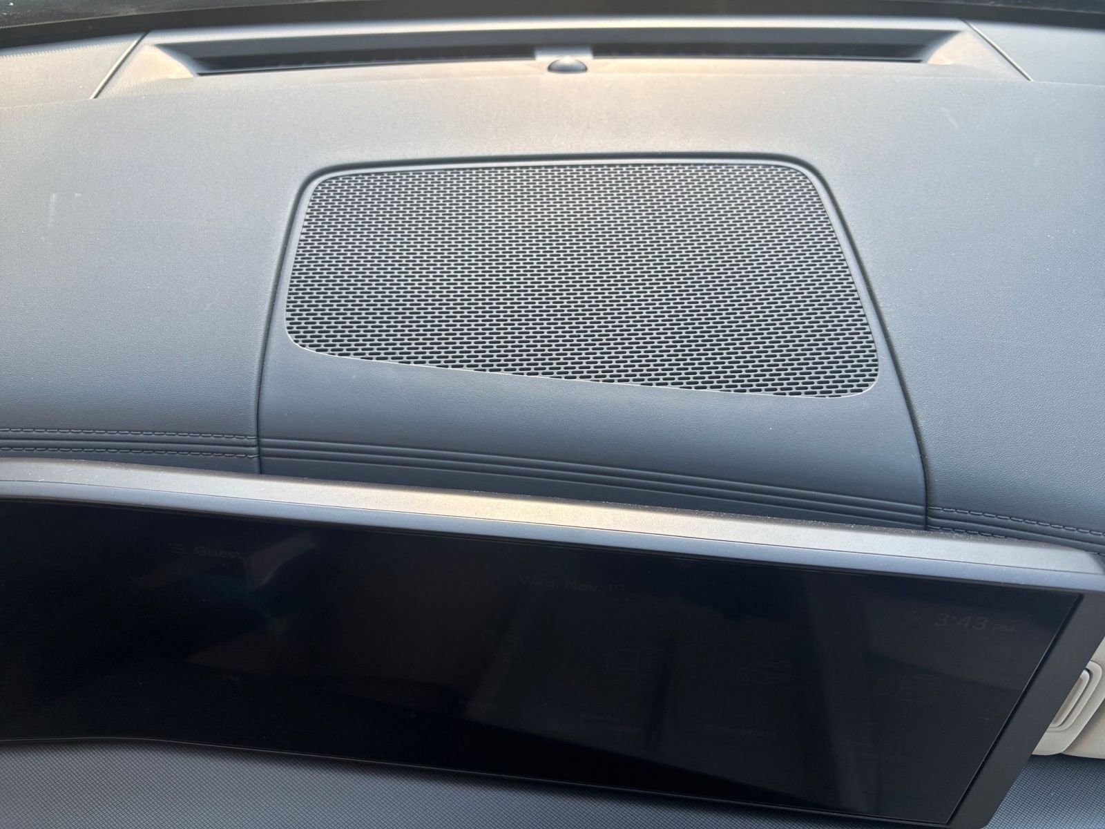 Thumbnail: 2025 Hyundai Santa Fe - 18