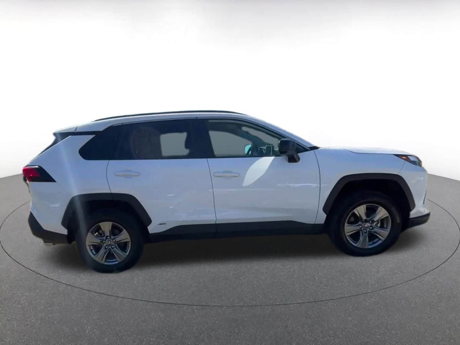 Thumbnail: 2025 Toyota RAV4 - 16