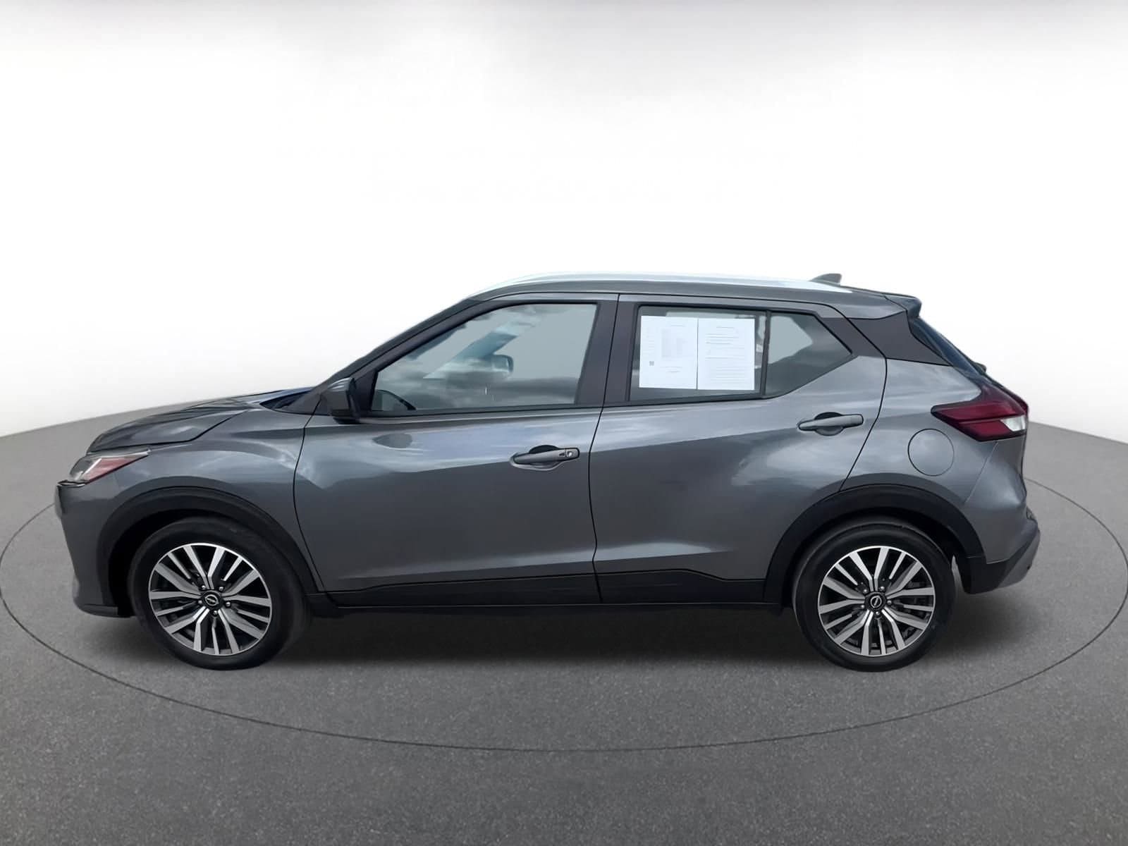 Thumbnail: 2024 Nissan Kicks - 9