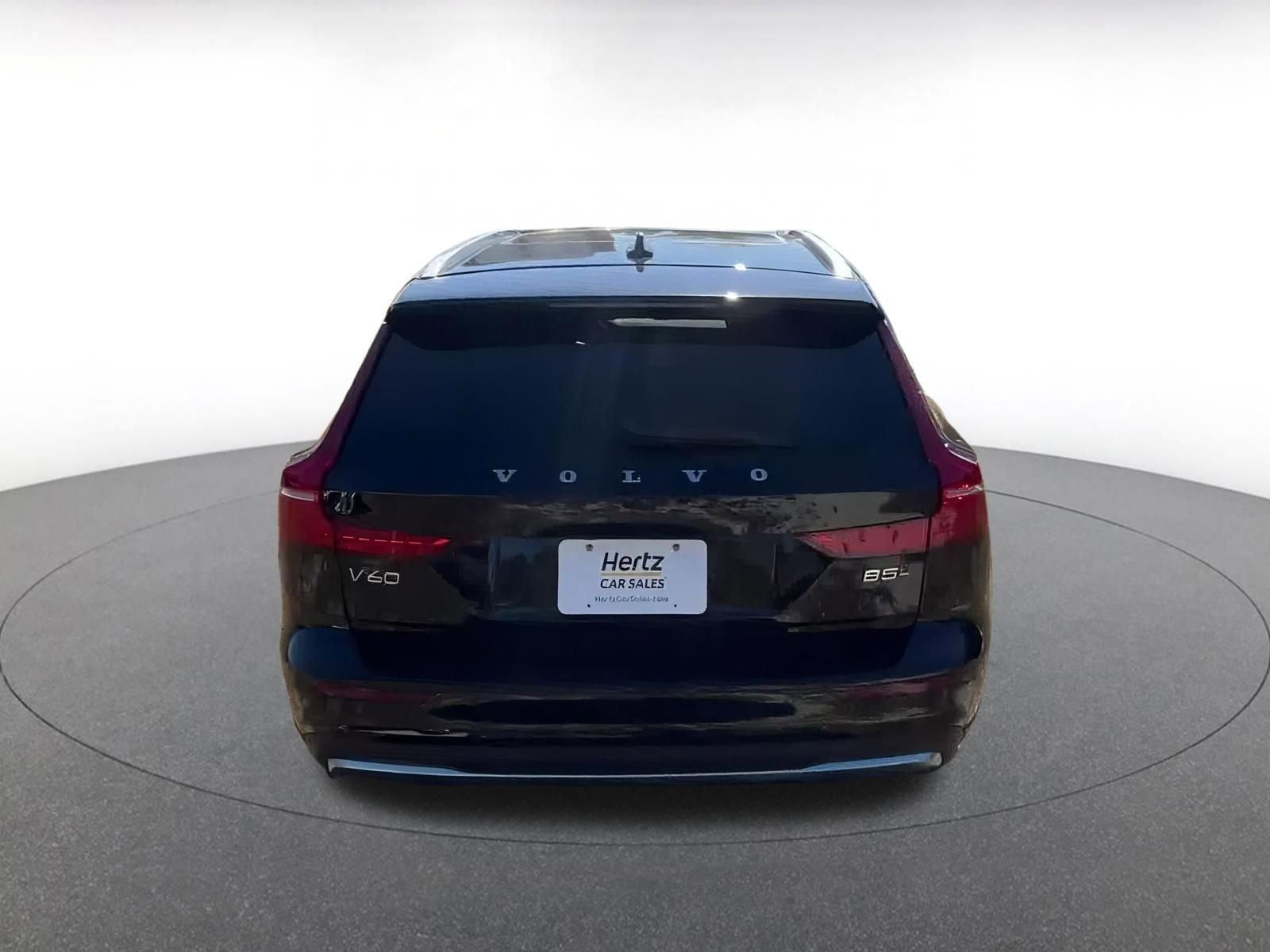 Thumbnail: 2025 Volvo S60 - 12