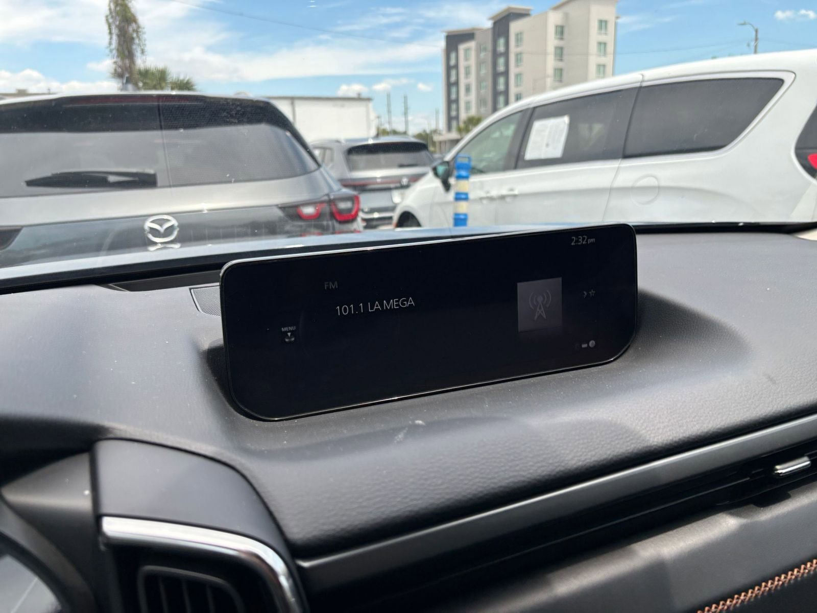 Thumbnail: 2025 Mazda CX-50 - 22