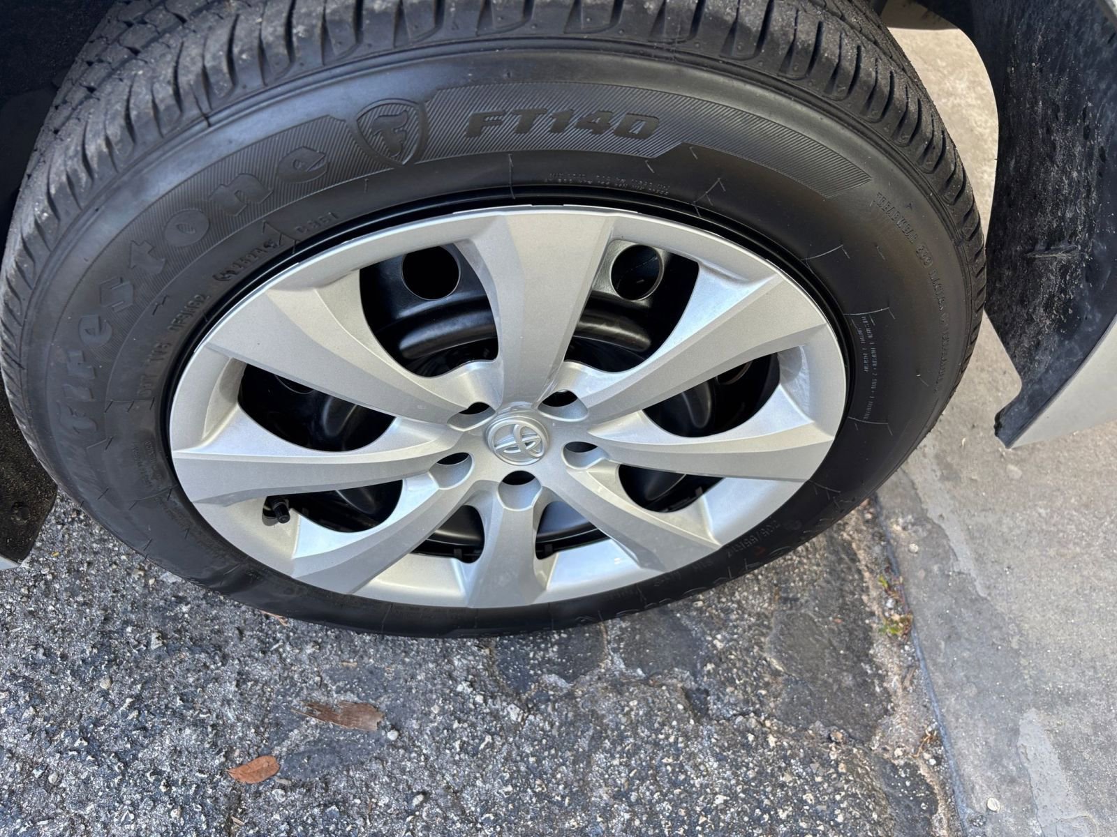 Thumbnail: 2025 Toyota Corolla - 31