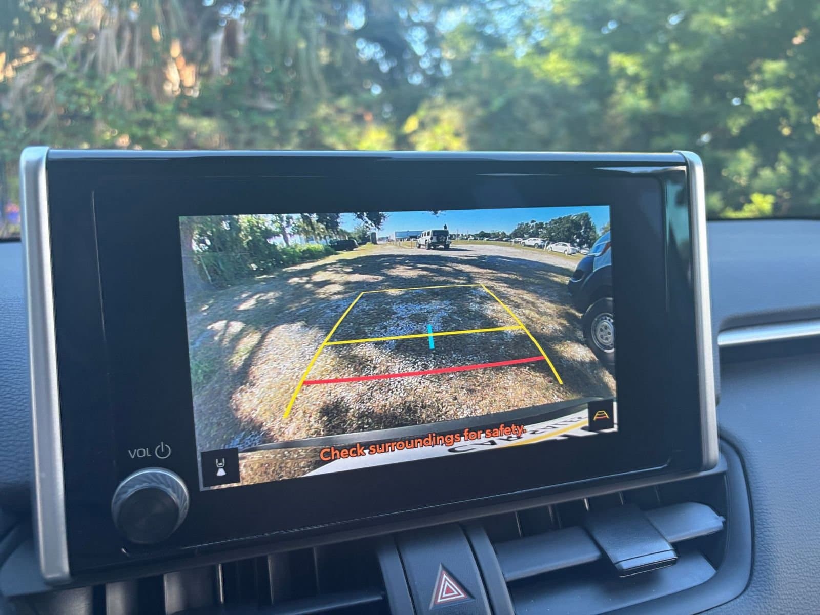 Thumbnail: 2025 Toyota RAV4 - 17