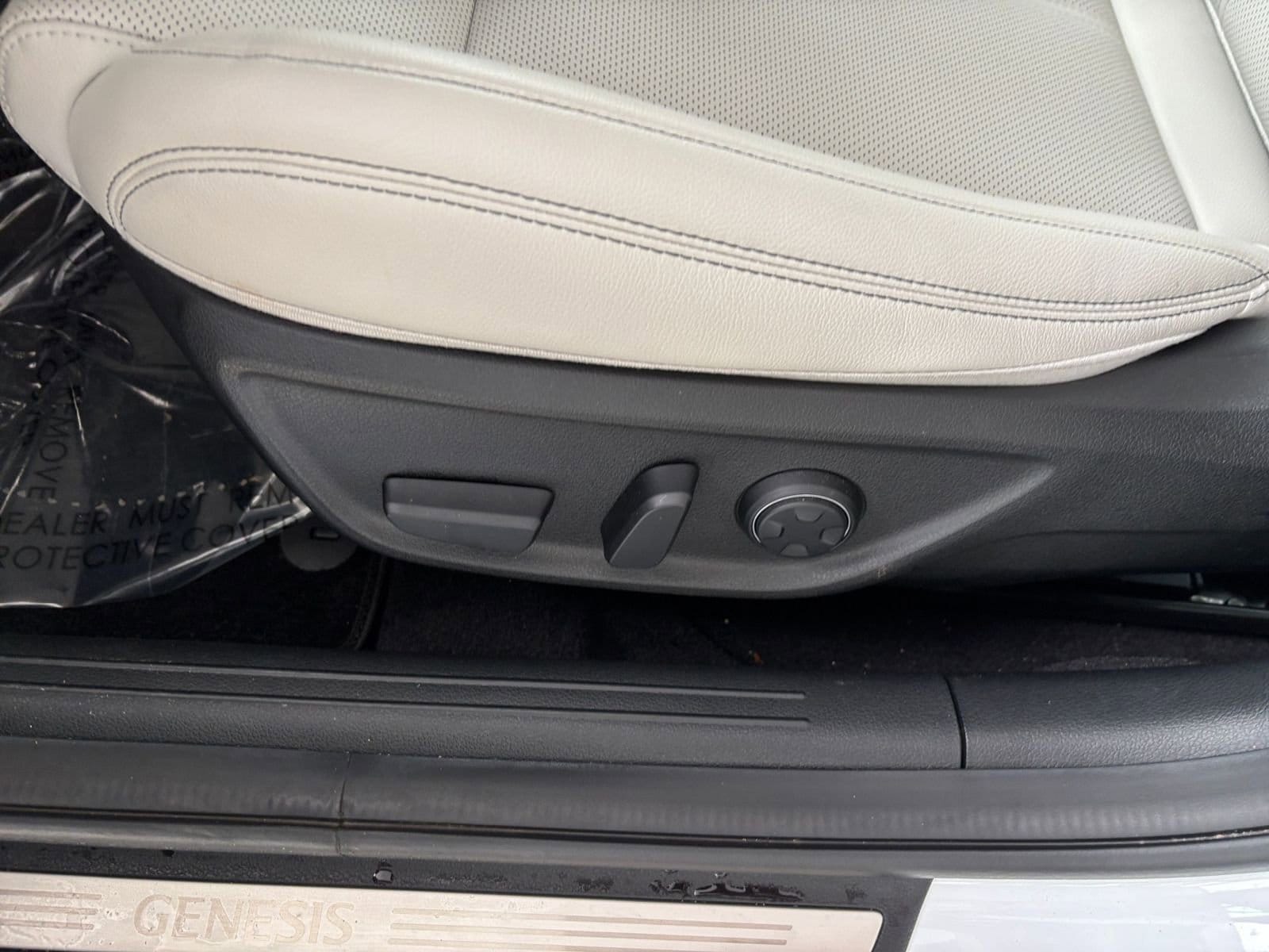 Thumbnail: 2025 Genesis G70 - 24