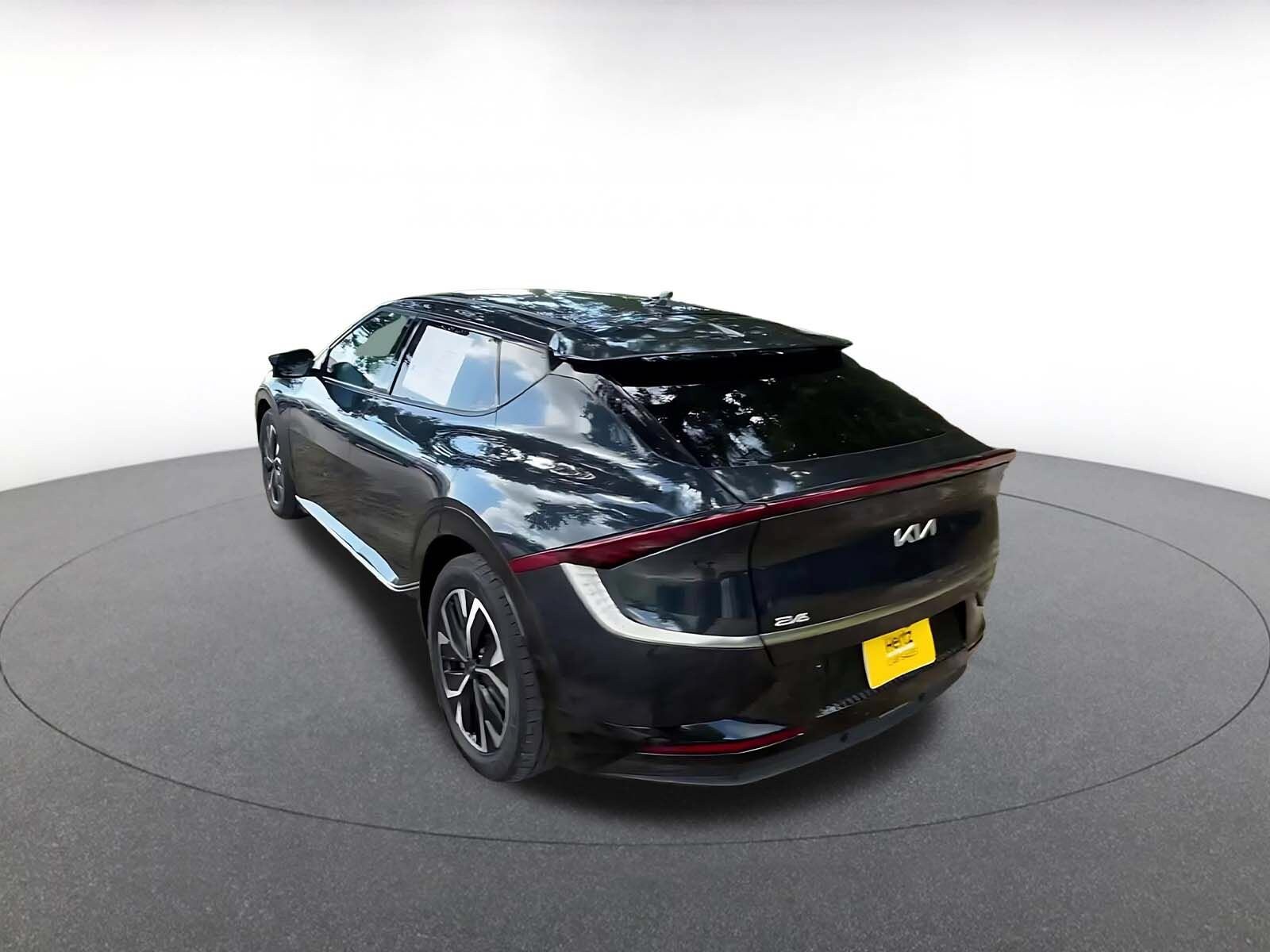 Thumbnail: 2024 Kia EV6 - 11