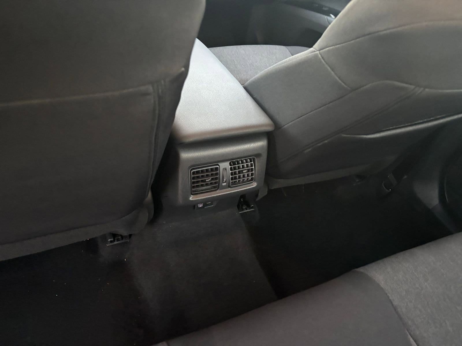 Thumbnail: 2025 Toyota Camry - 24