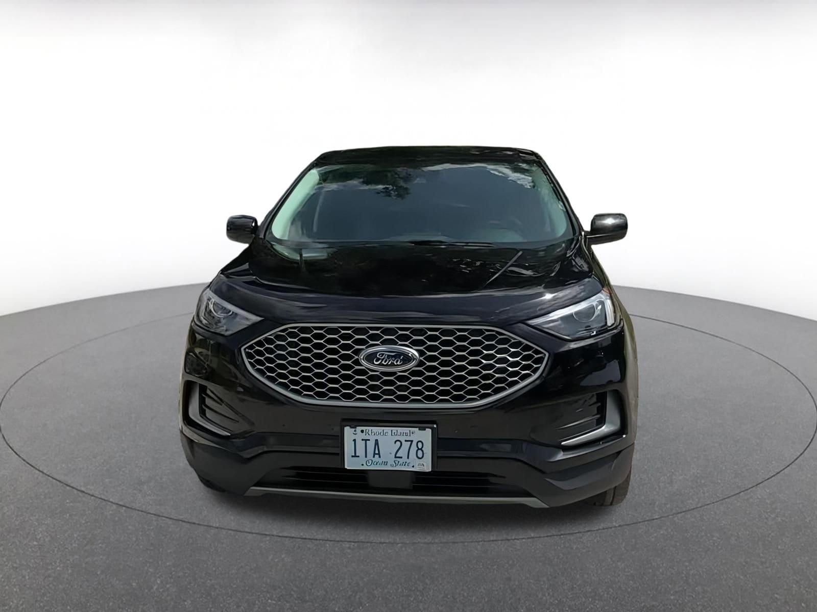 Thumbnail: 2024 Ford Edge - 3