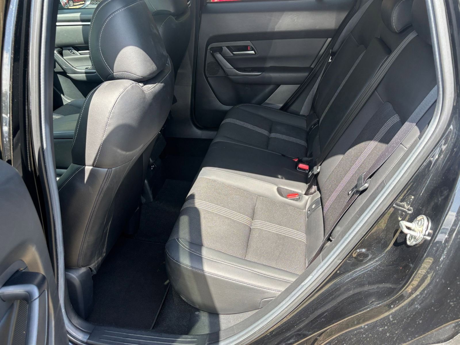 Thumbnail: 2025 Mazda CX-50 - 28