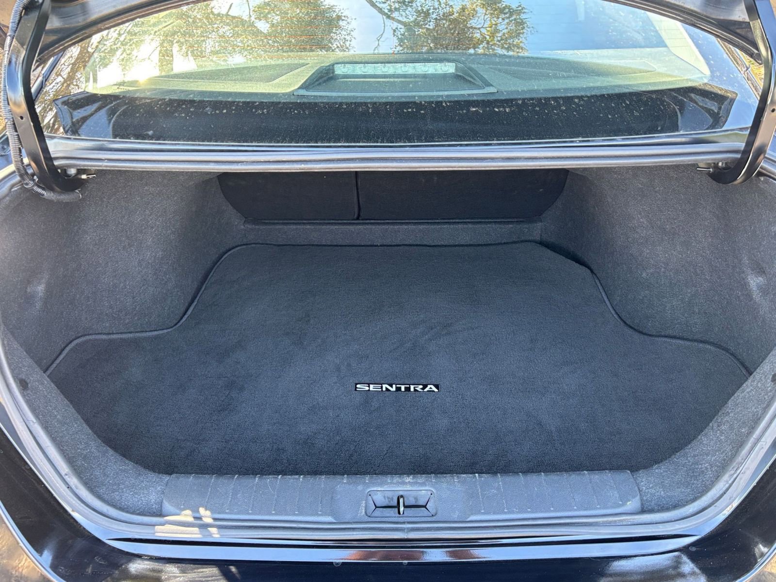 Thumbnail: 2025 Nissan Sentra - 31