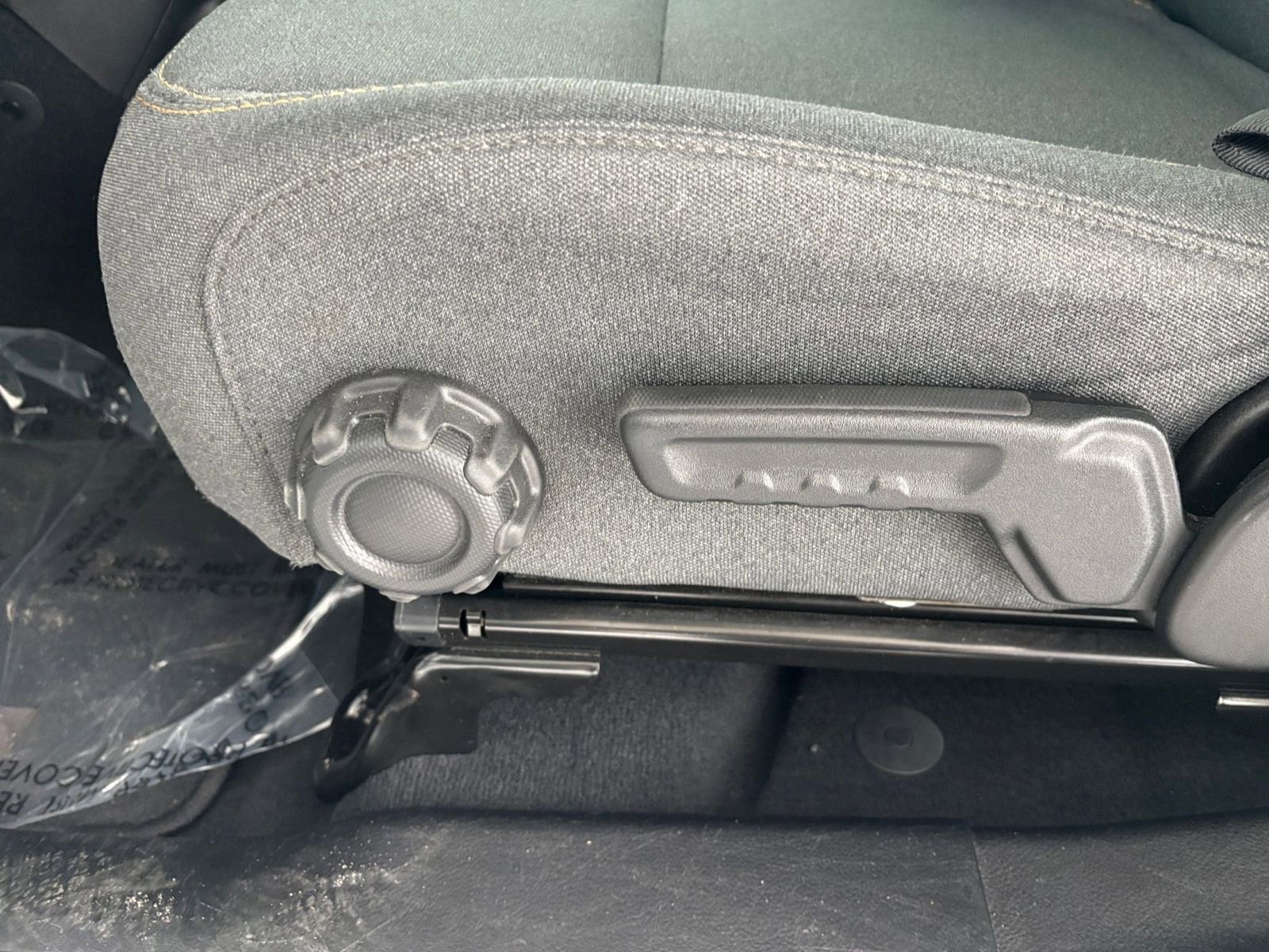 Thumbnail: 2025 Jeep Wrangler - 23