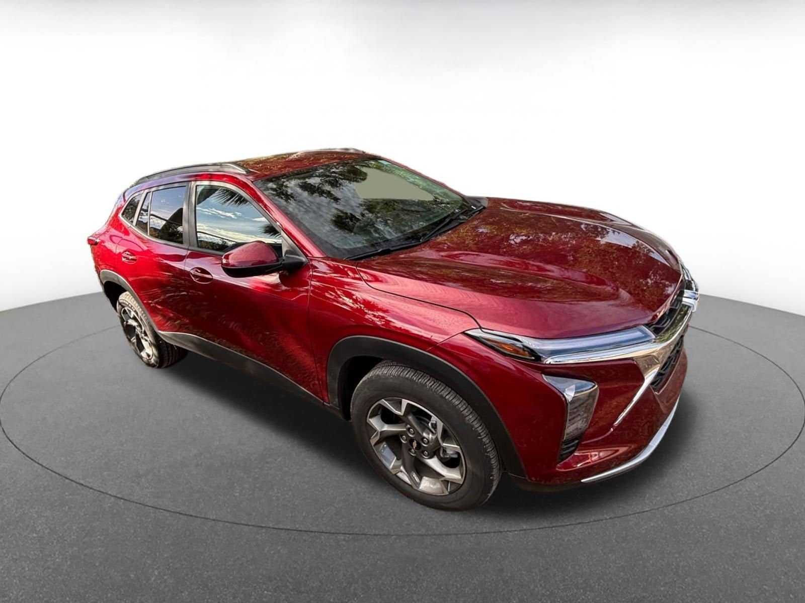 Thumbnail: 2025 Chevrolet Trax - 2