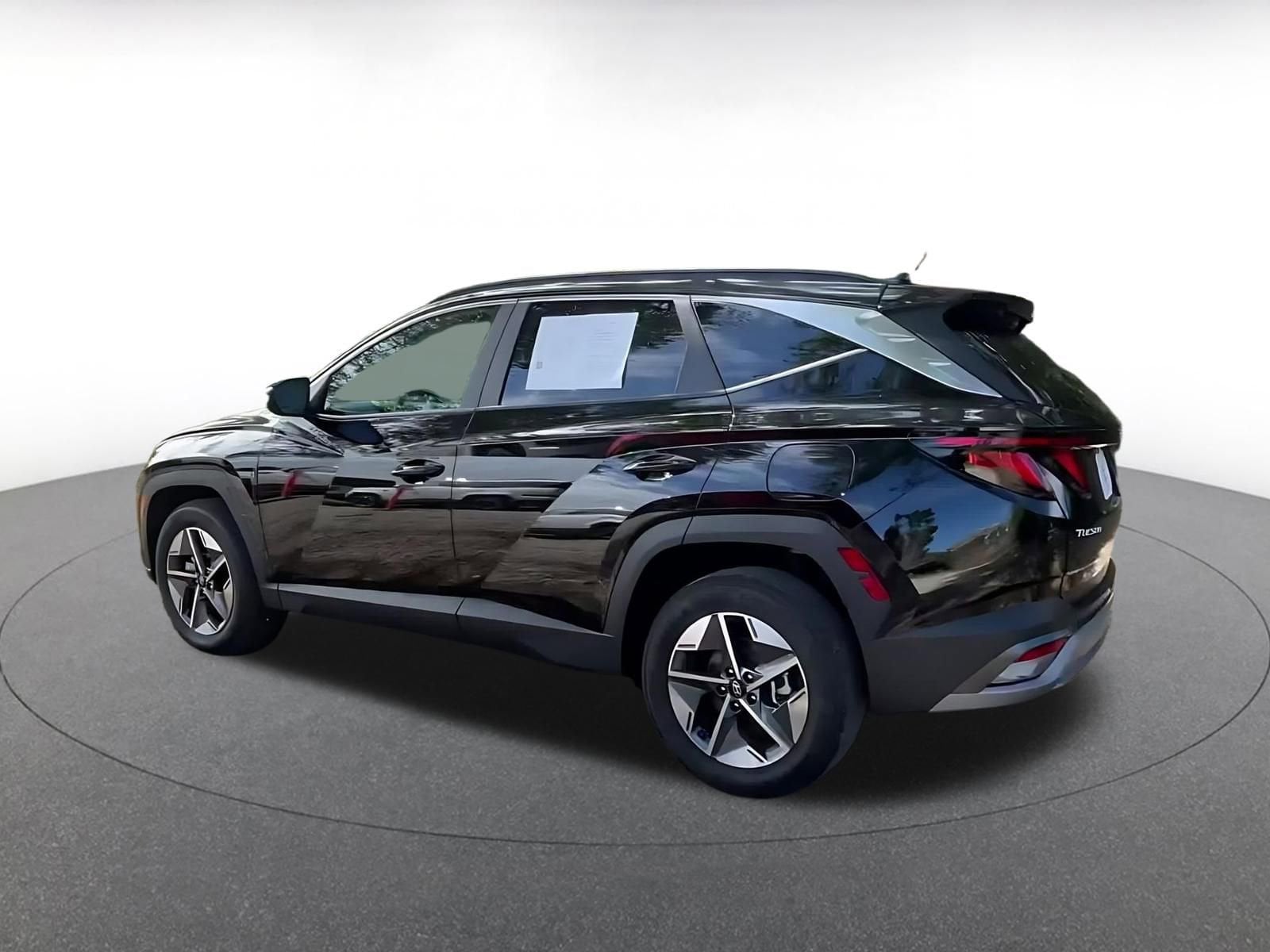 Thumbnail: 2025 Hyundai Tucson - 10