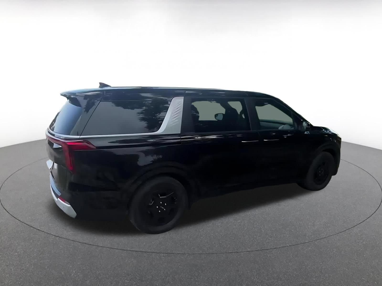 Thumbnail: 2026 Kia Carnival - 15