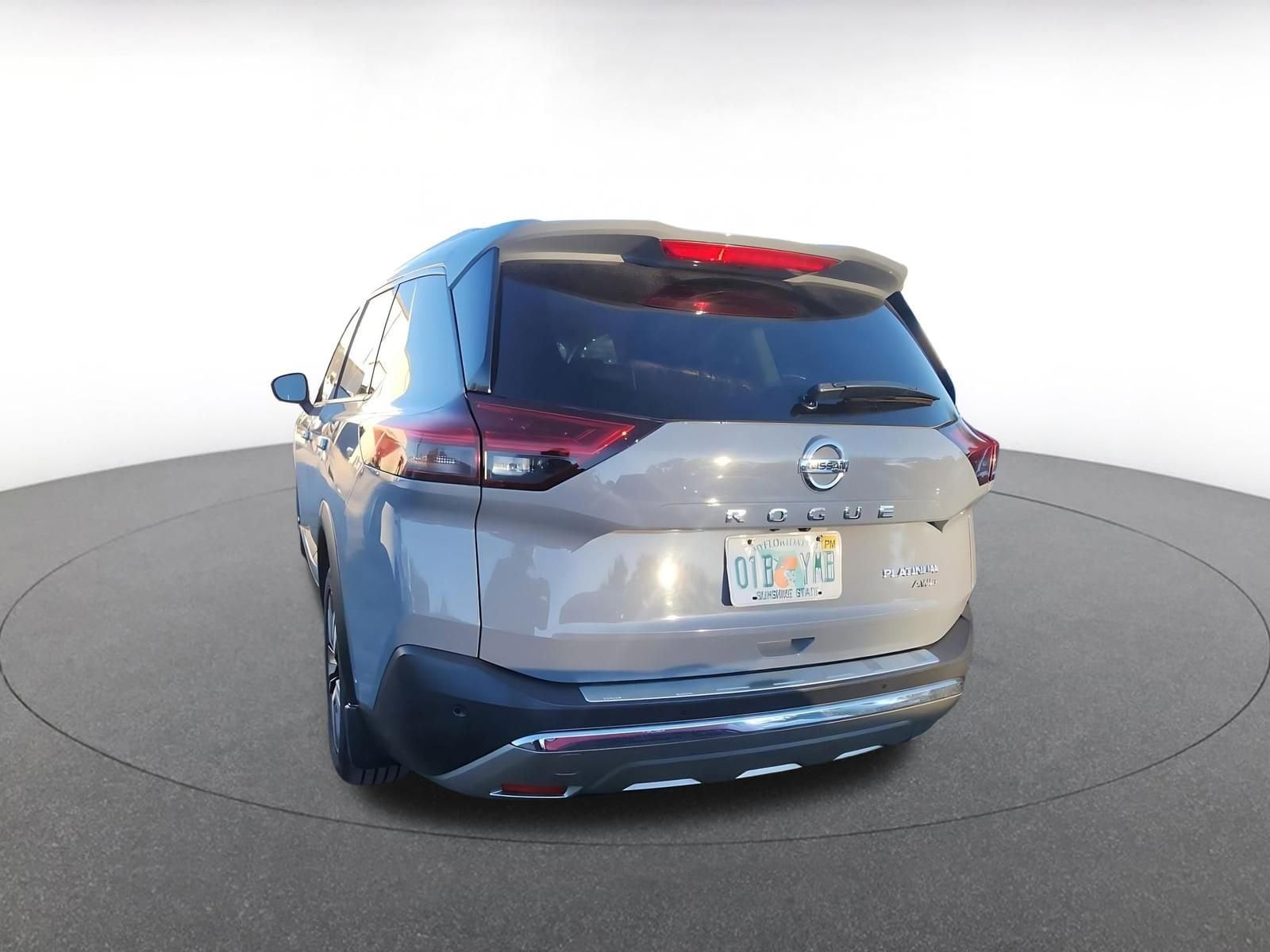 Thumbnail: 2021 Nissan Rogue - 4