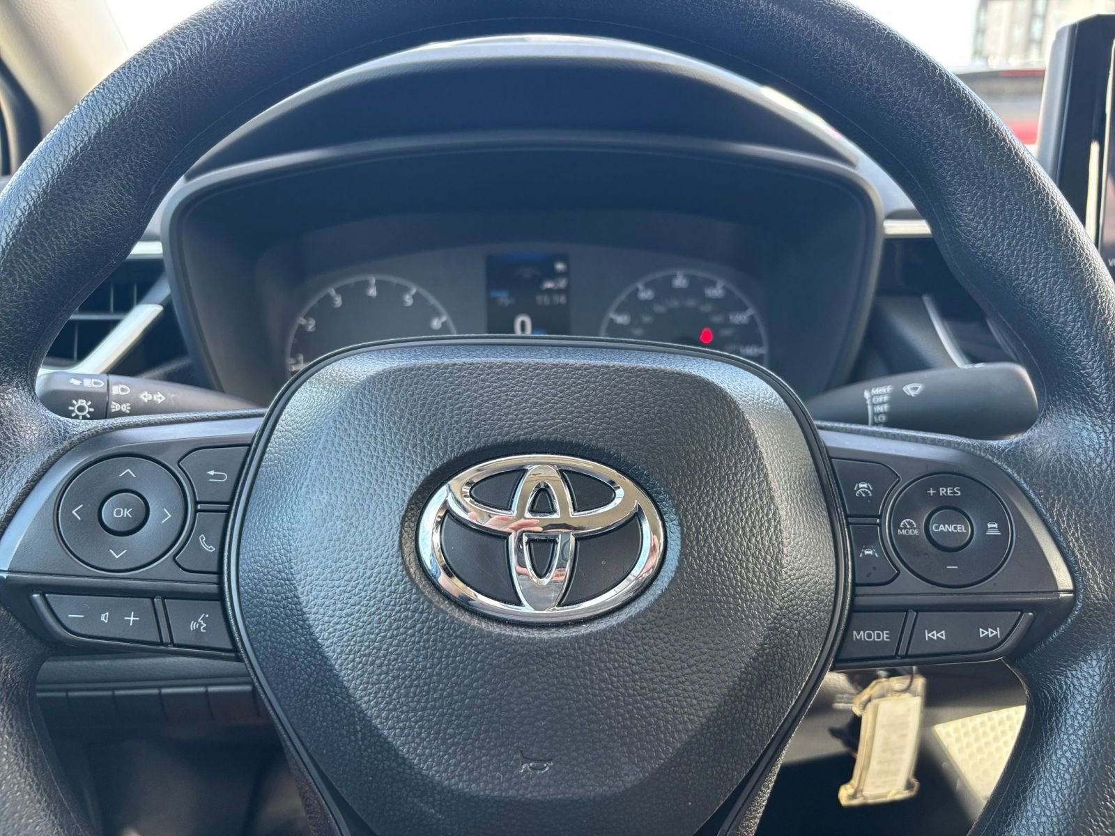 Thumbnail: 2025 Toyota Corolla - 30