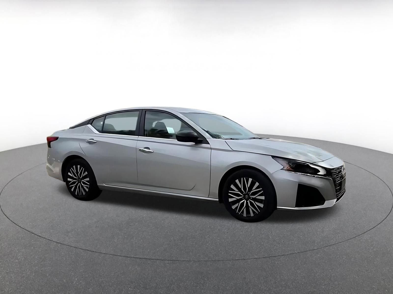 Thumbnail: 2025 Nissan Altima - 2
