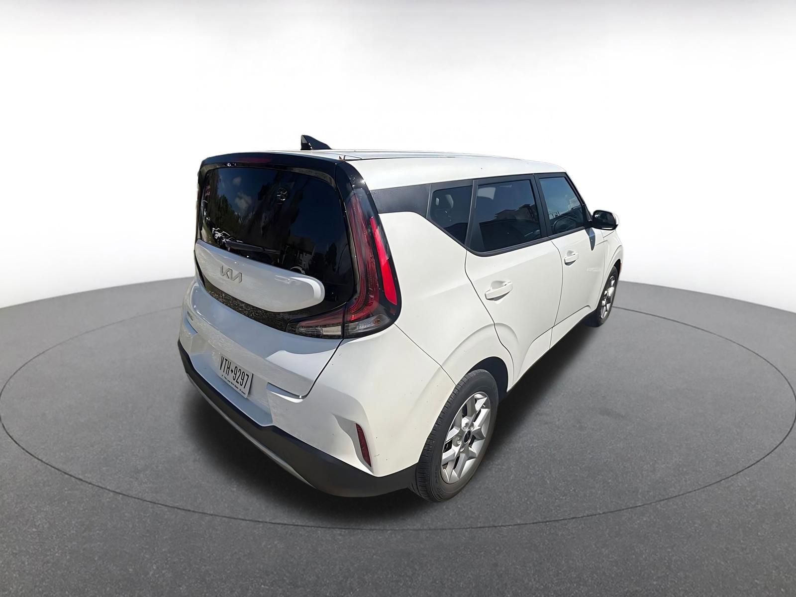 Thumbnail: 2025 Kia Soul - 7