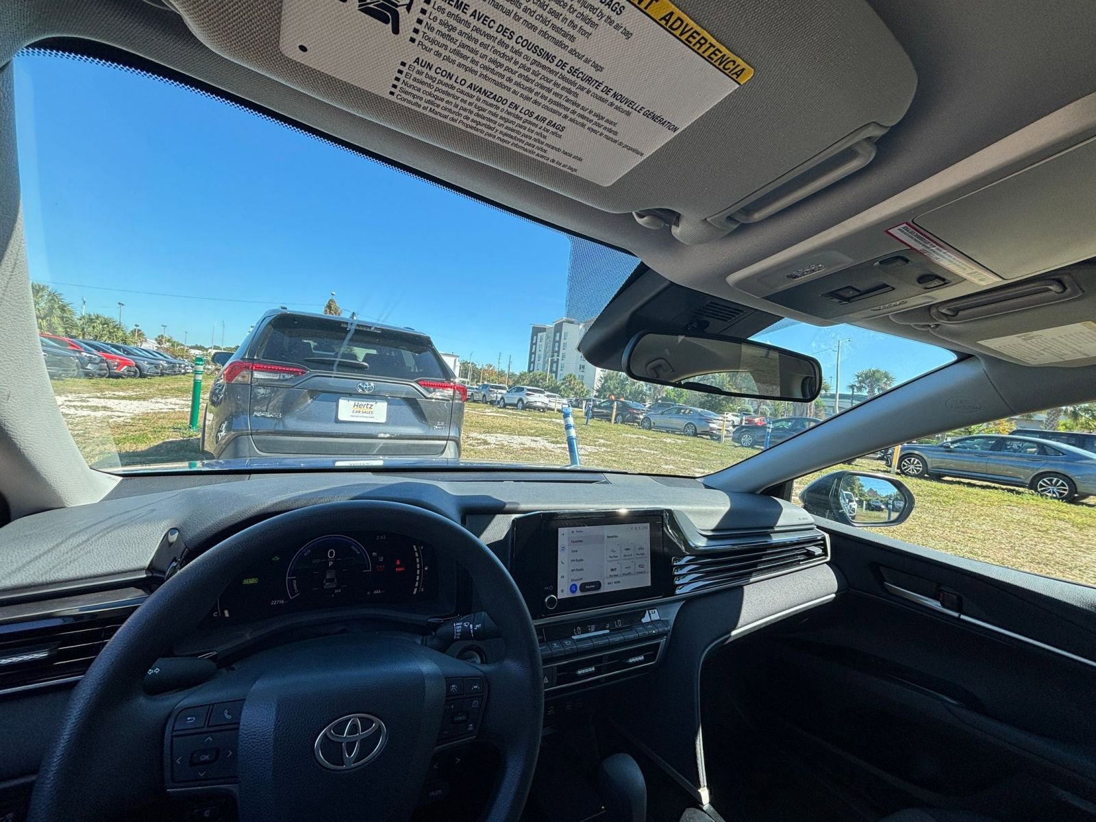 Thumbnail: 2025 Toyota Camry - 34