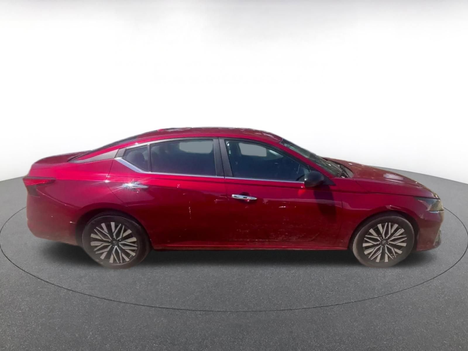 Thumbnail: 2025 Nissan Altima - 15