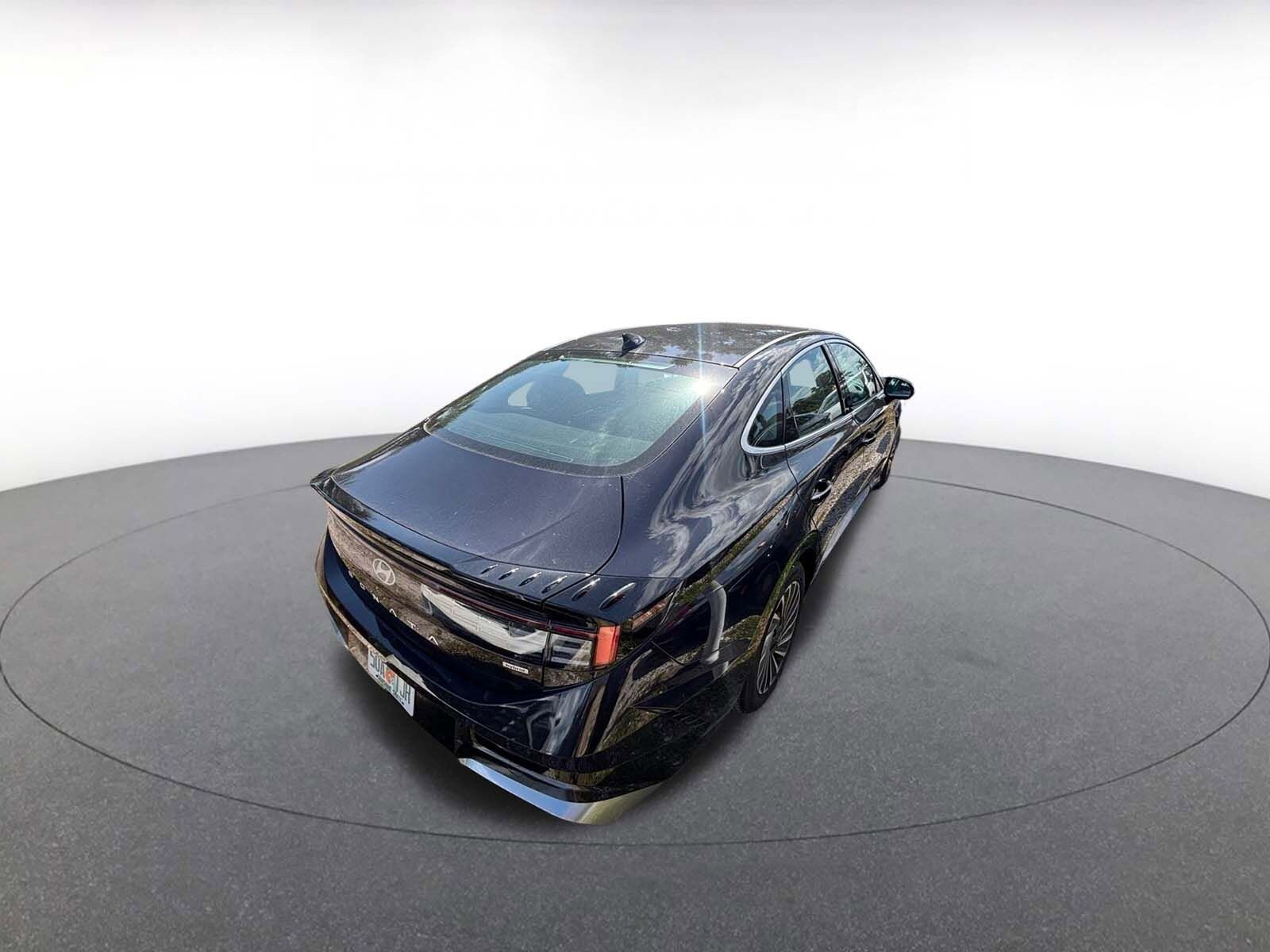 Thumbnail: 2025 Hyundai Sonata - 4