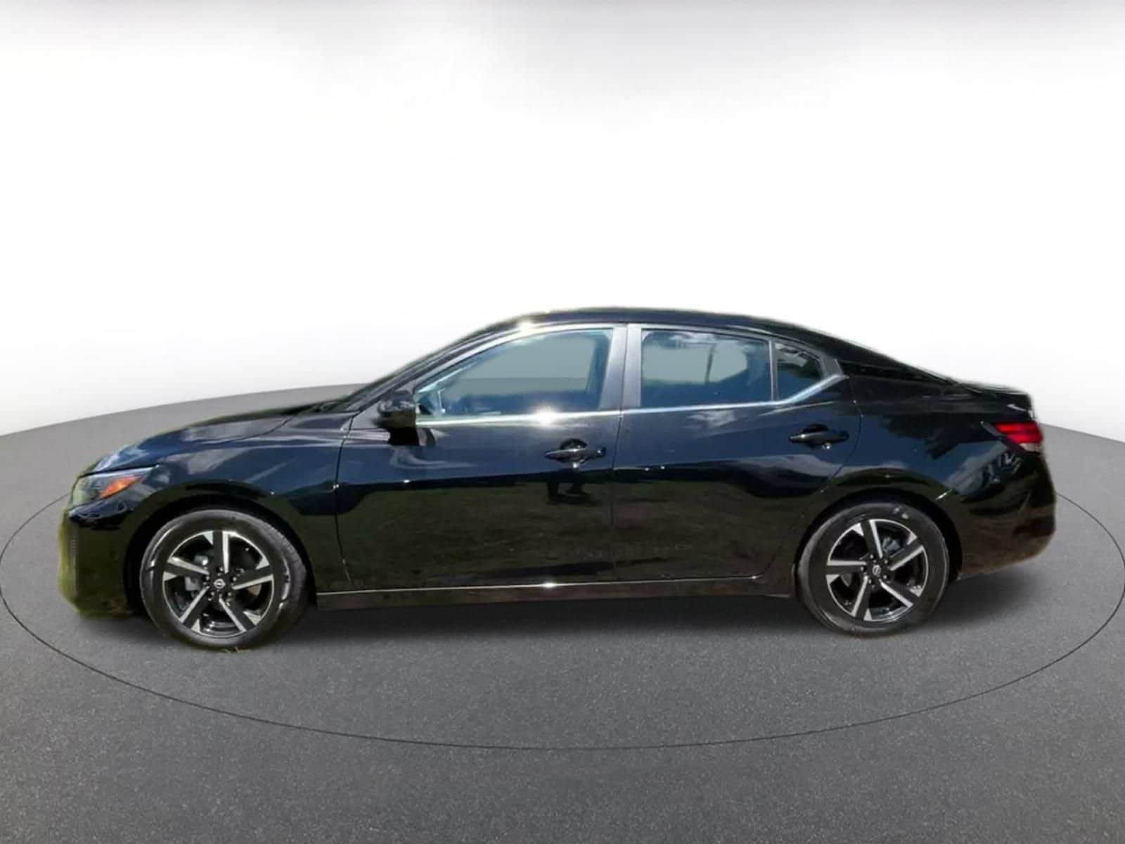 Thumbnail: 2025 Nissan Sentra - 8