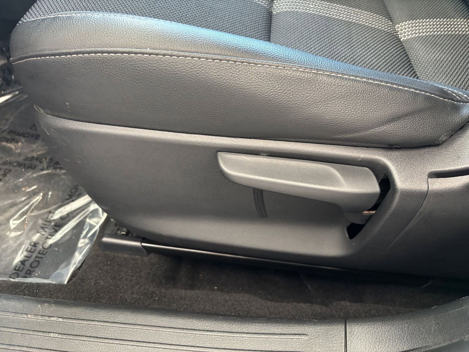 Thumbnail: 2025 Mazda CX-50 - 23