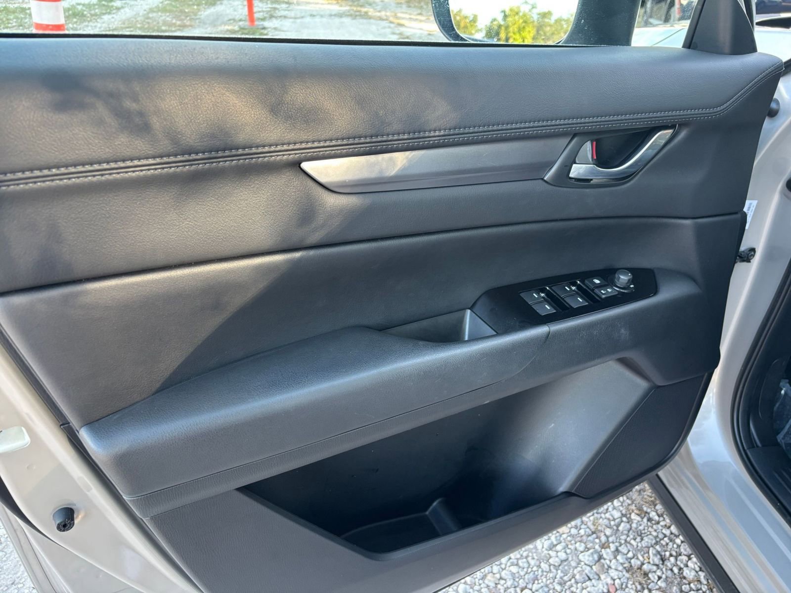 Thumbnail: 2025 Mazda CX-5 - 21