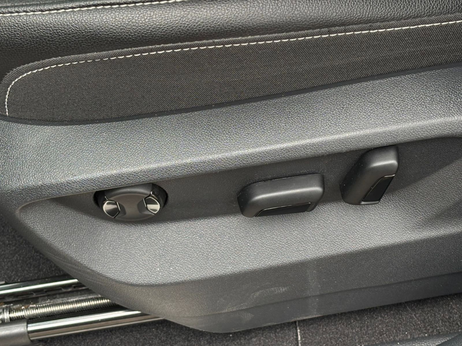 Thumbnail: 2025 Volkswagen Atlas - 23