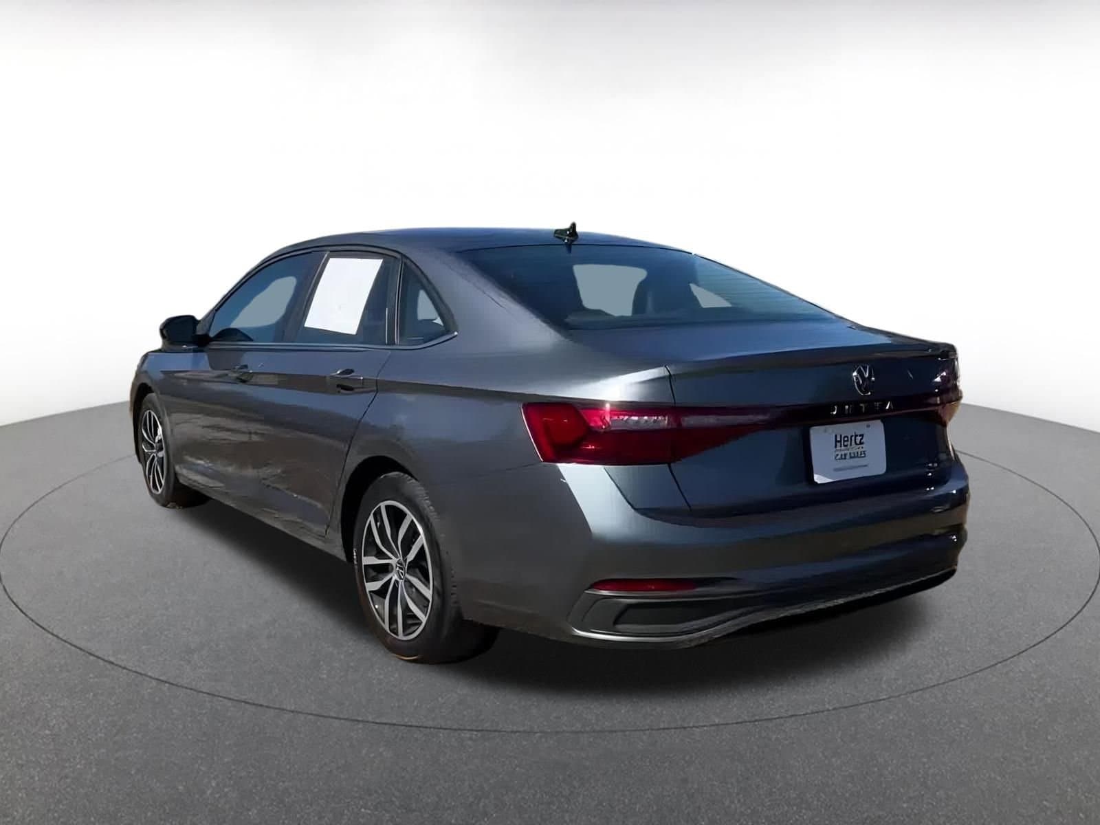 Thumbnail: 2025 Volkswagen Jetta - 11