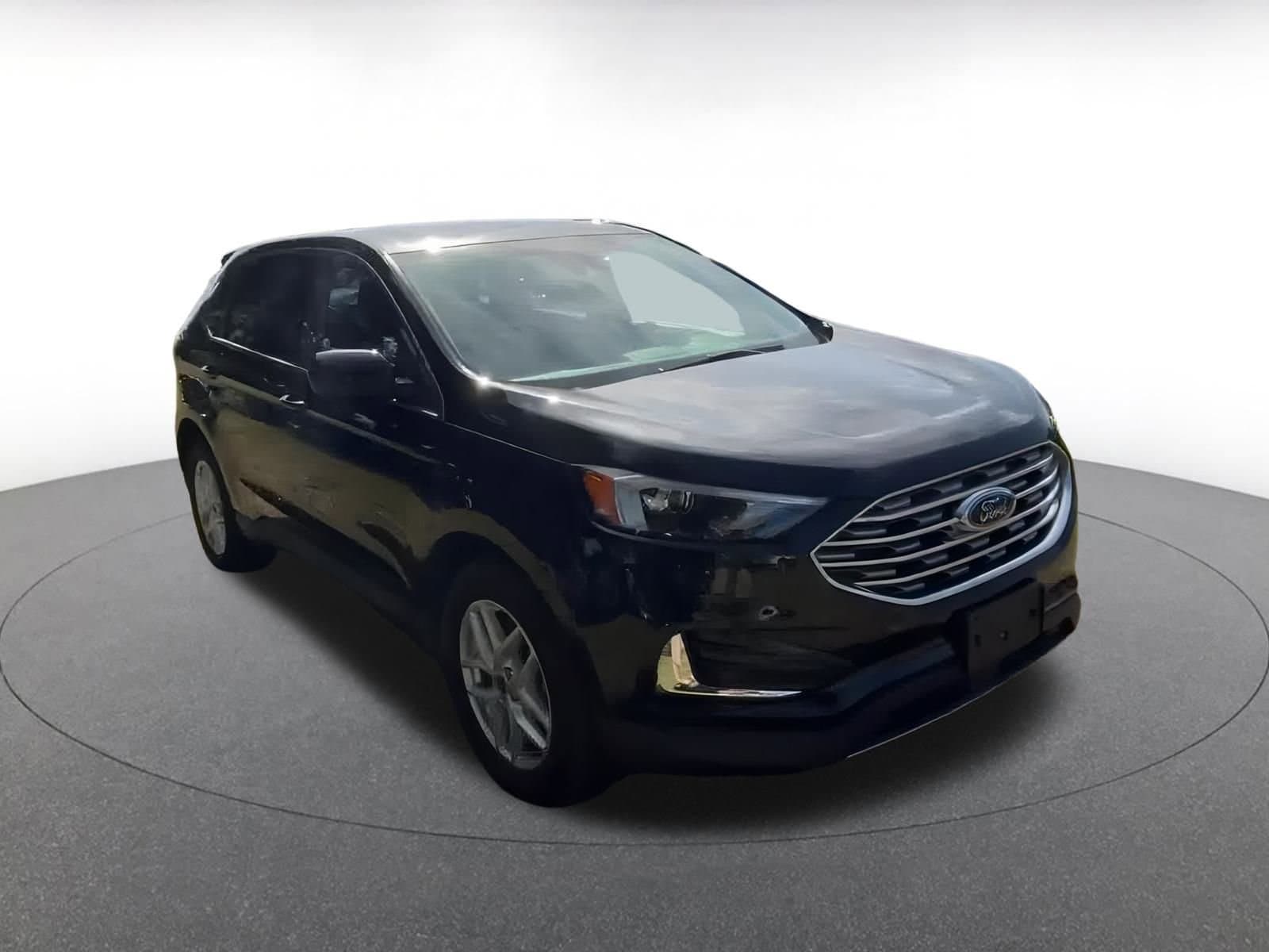 Thumbnail: 2022 Ford Edge - 3