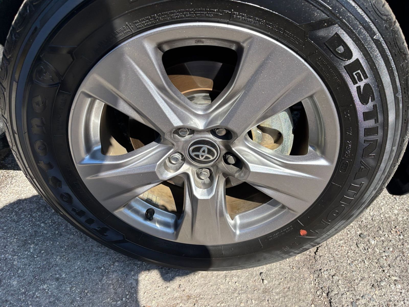 Thumbnail: 2025 Toyota RAV4 - 30