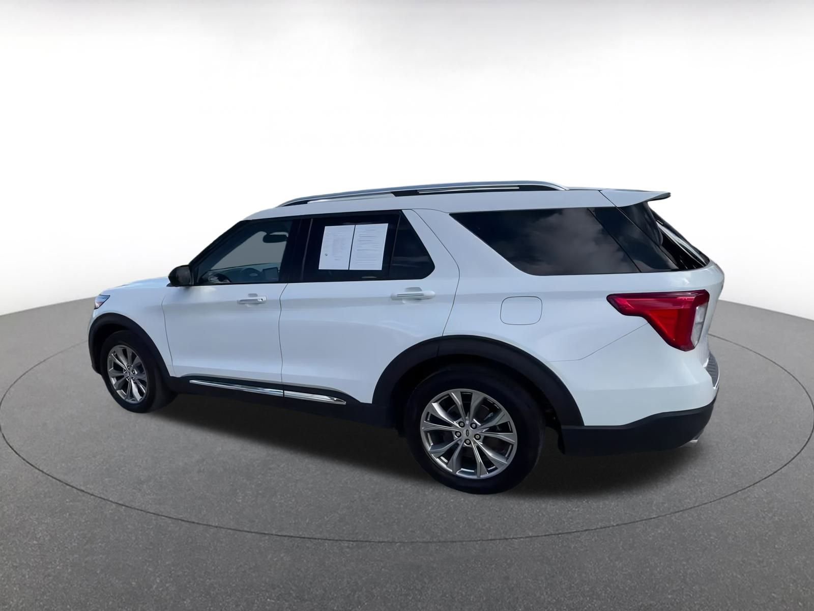 Thumbnail: 2023 Ford Explorer - 10