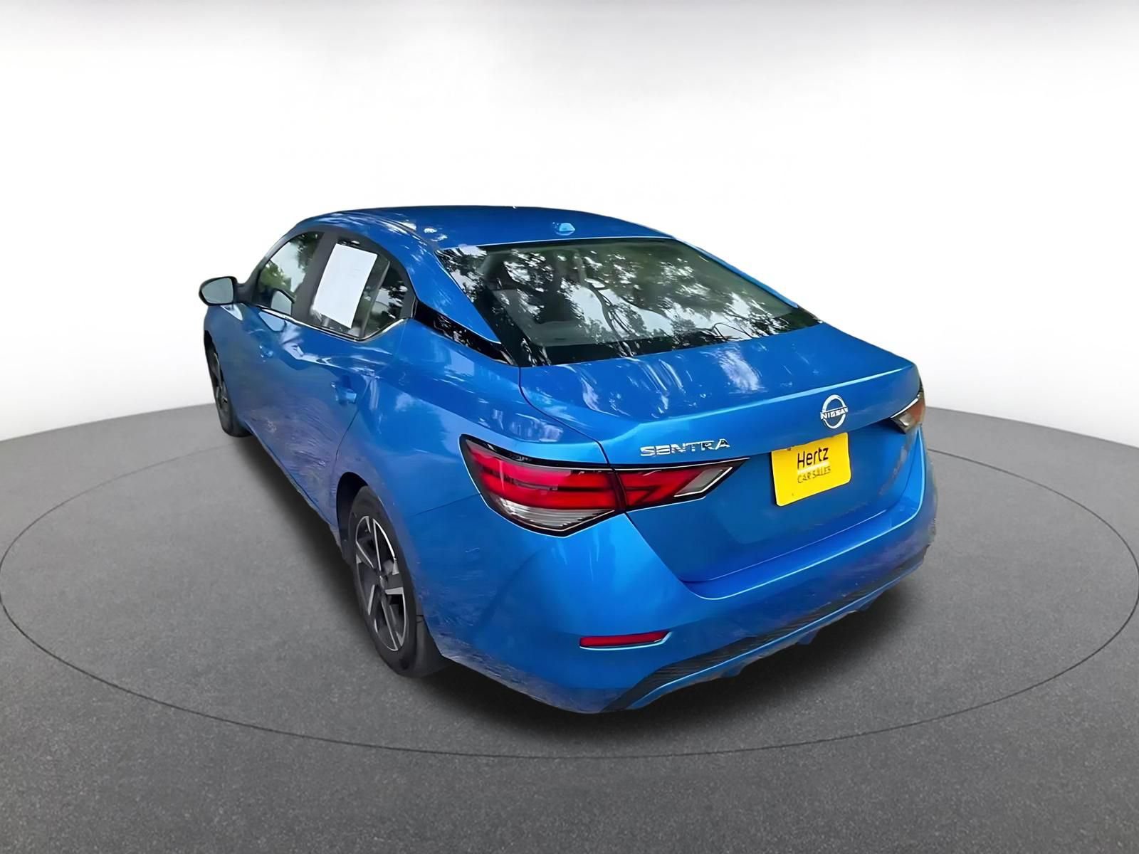 Thumbnail: 2025 Nissan Sentra - 11