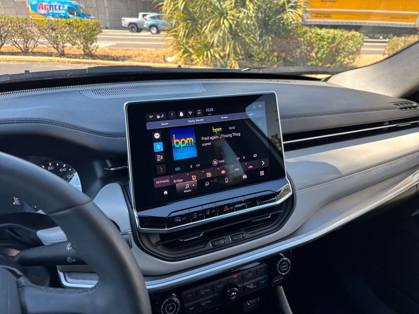 Thumbnail: 2025 Jeep Compass - 20