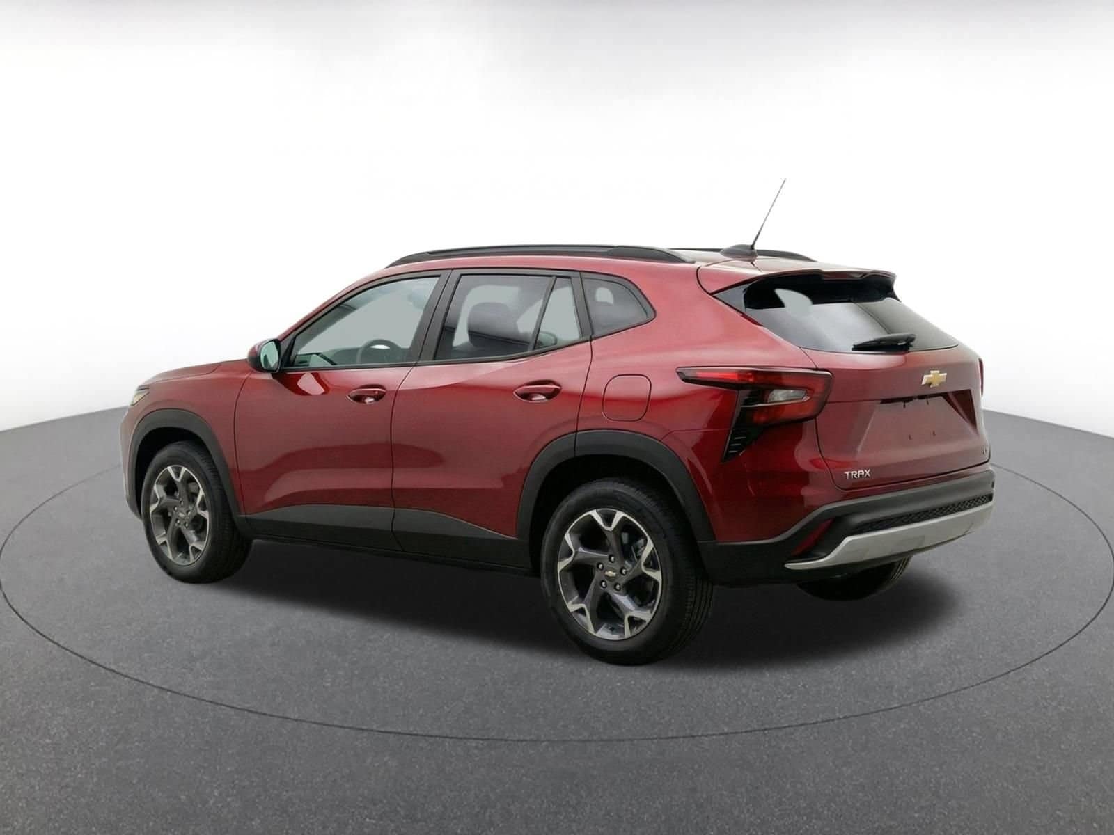 Thumbnail: 2025 Chevrolet Trax - 7