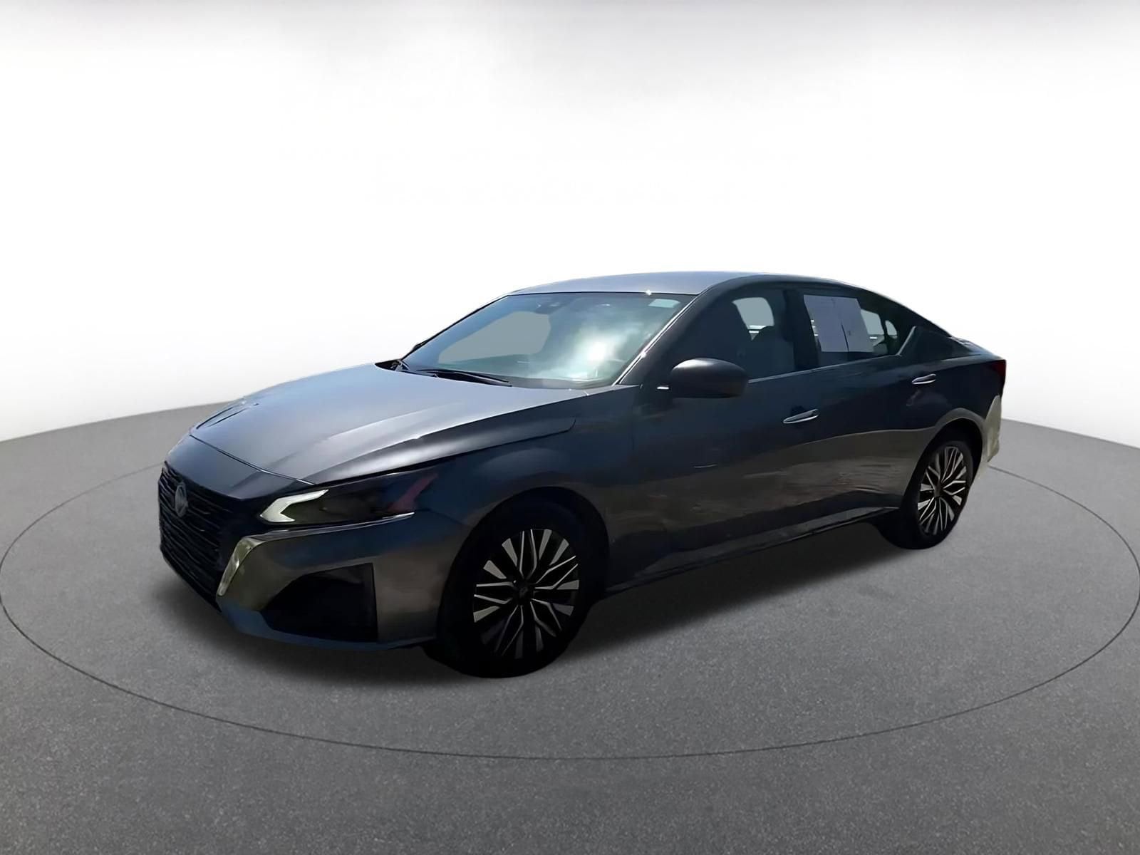 Thumbnail: 2025 Nissan Altima - 8