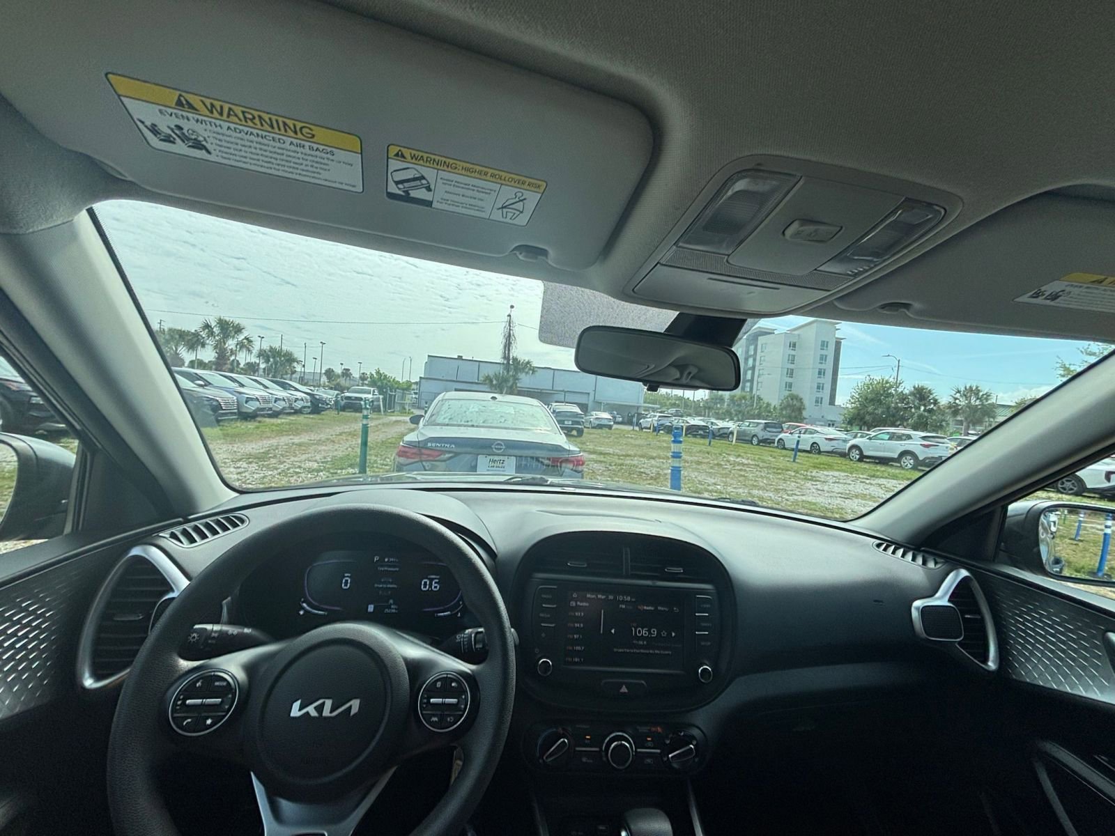 Thumbnail: 2025 Kia Soul - 32