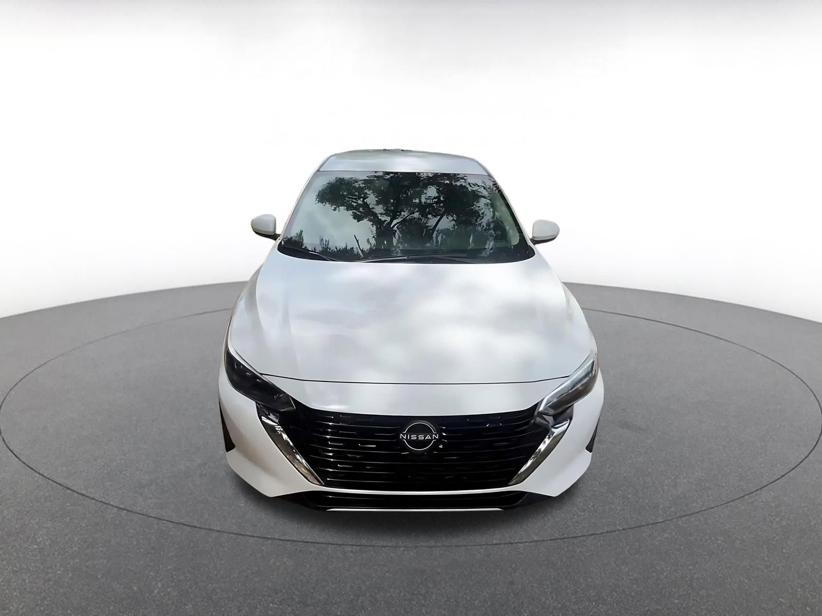 Thumbnail: 2025 Nissan Sentra - 4