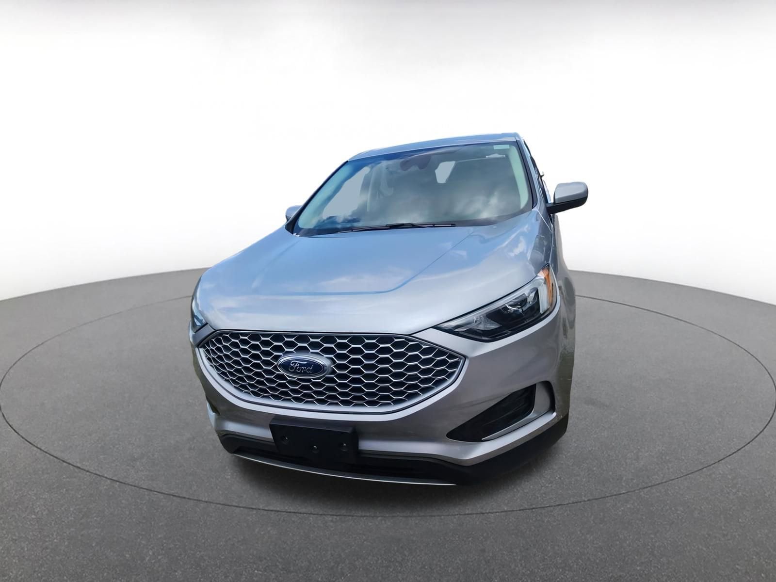 Thumbnail: 2024 Ford Edge - 2