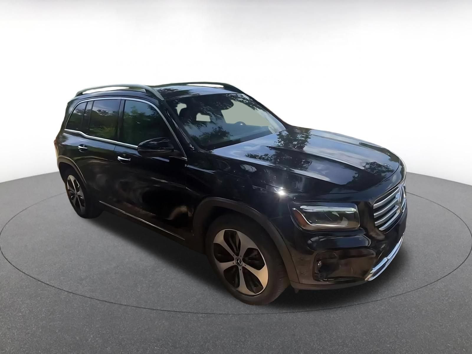 Thumbnail: 2025 Mercedes-Benz GLB - 2